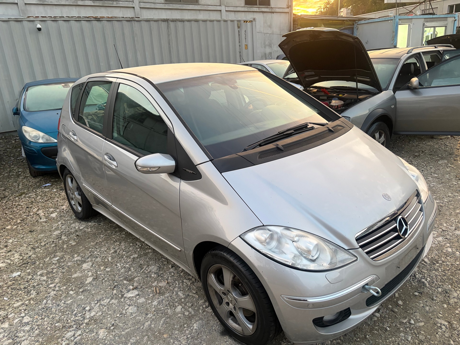 MERCEDES-BENZ A 200 Avantgarde PolarStar-image-0