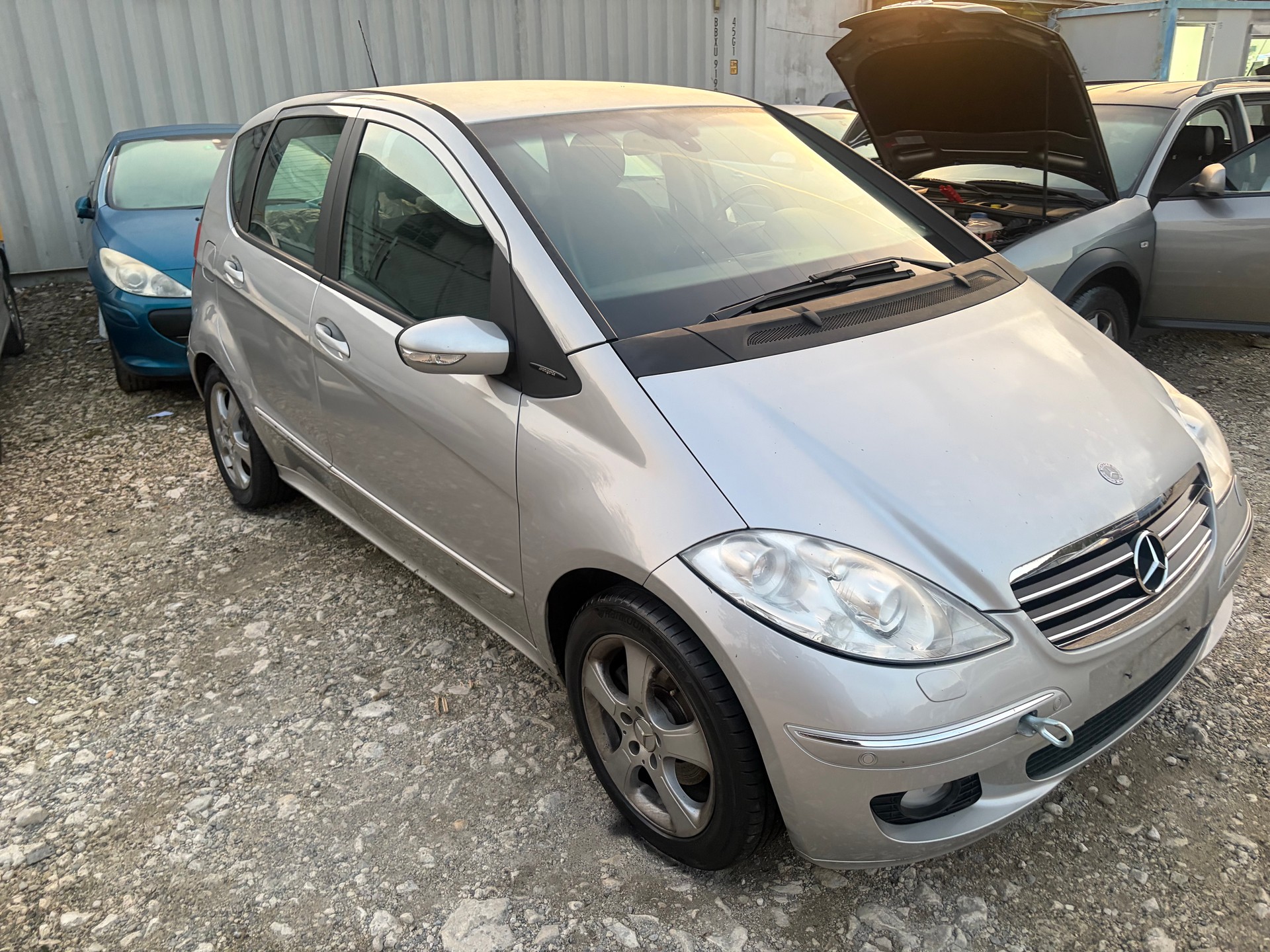 MERCEDES-BENZ A 200 Avantgarde PolarStar-image-1