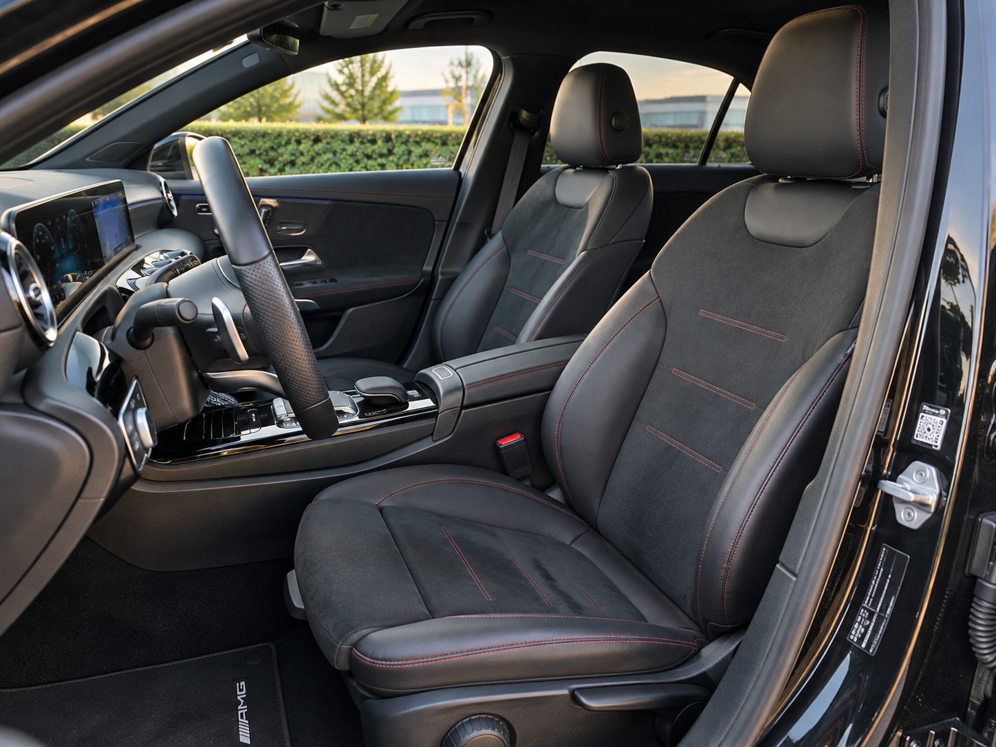 MERCEDES-BENZ A 200-image-5