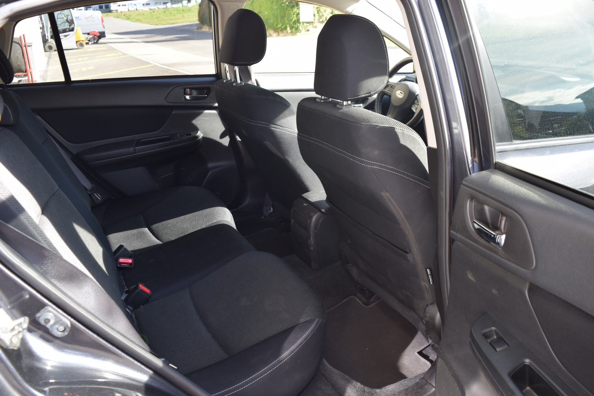 SUBARU XV 1.6 Swiss Two-image-10