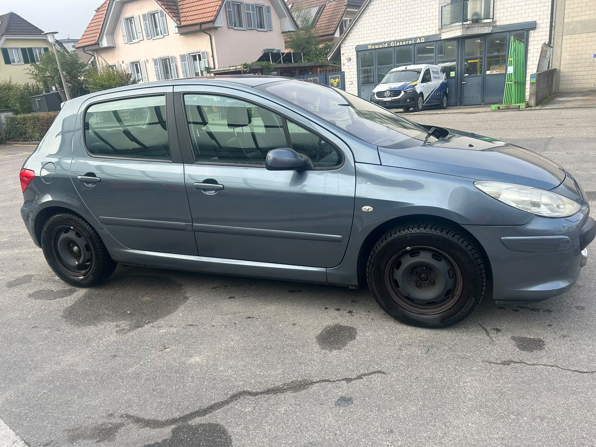 PEUGEOT 307 2.0 16V XS-image-0