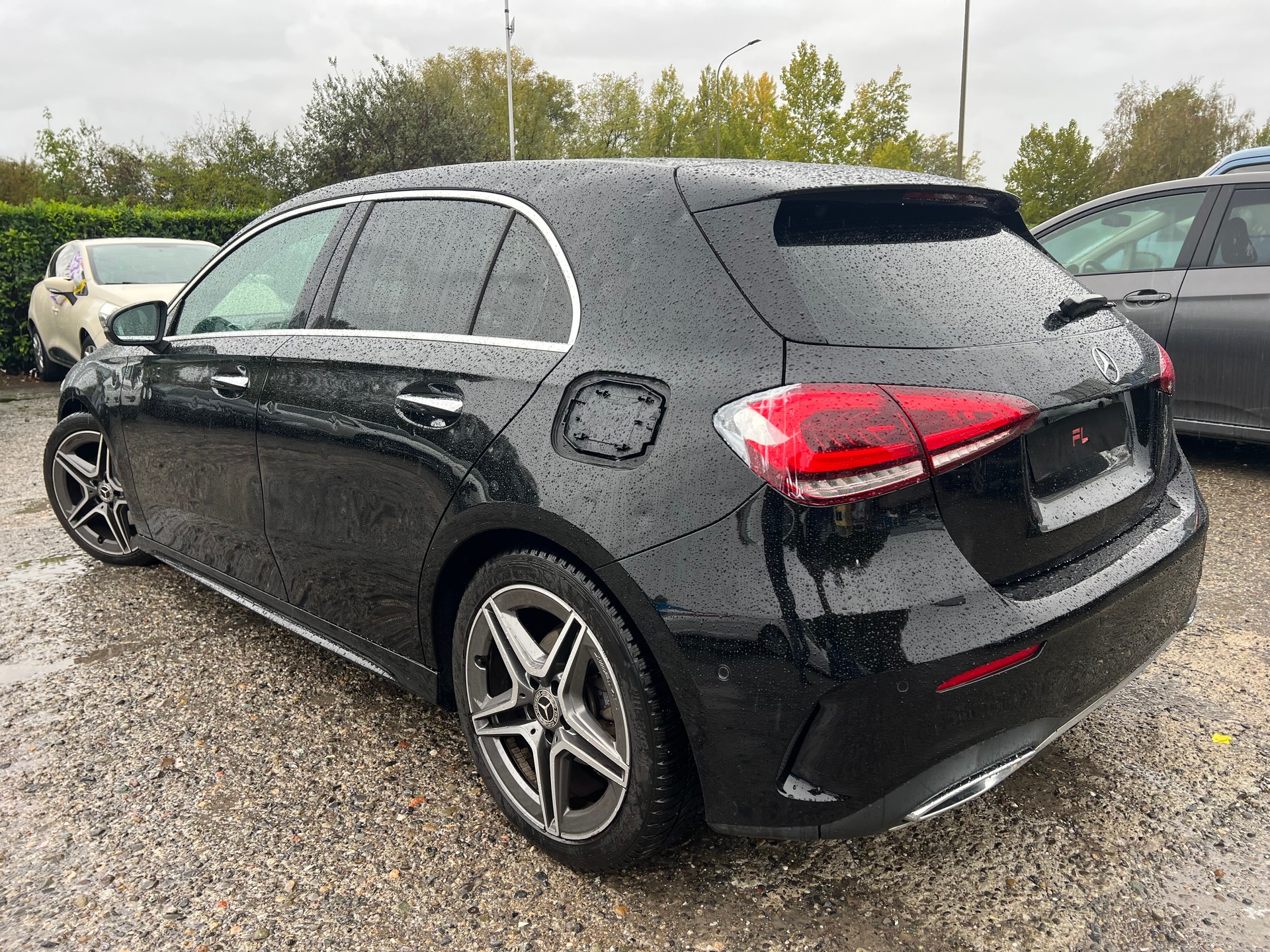 MERCEDES-BENZ A 180 AMG Line 7G-DCT-image-3