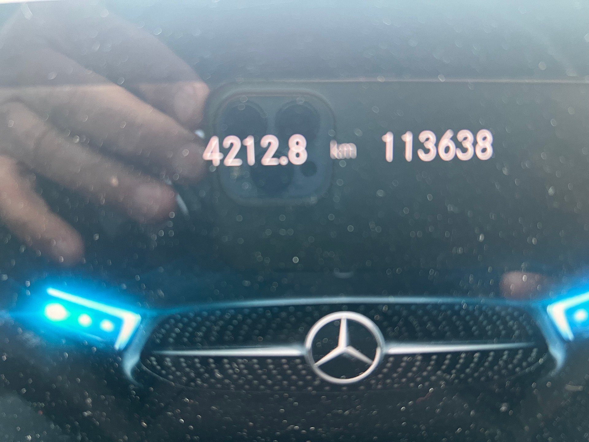 MERCEDES-BENZ A 180 AMG Line 7G-DCT-image-8