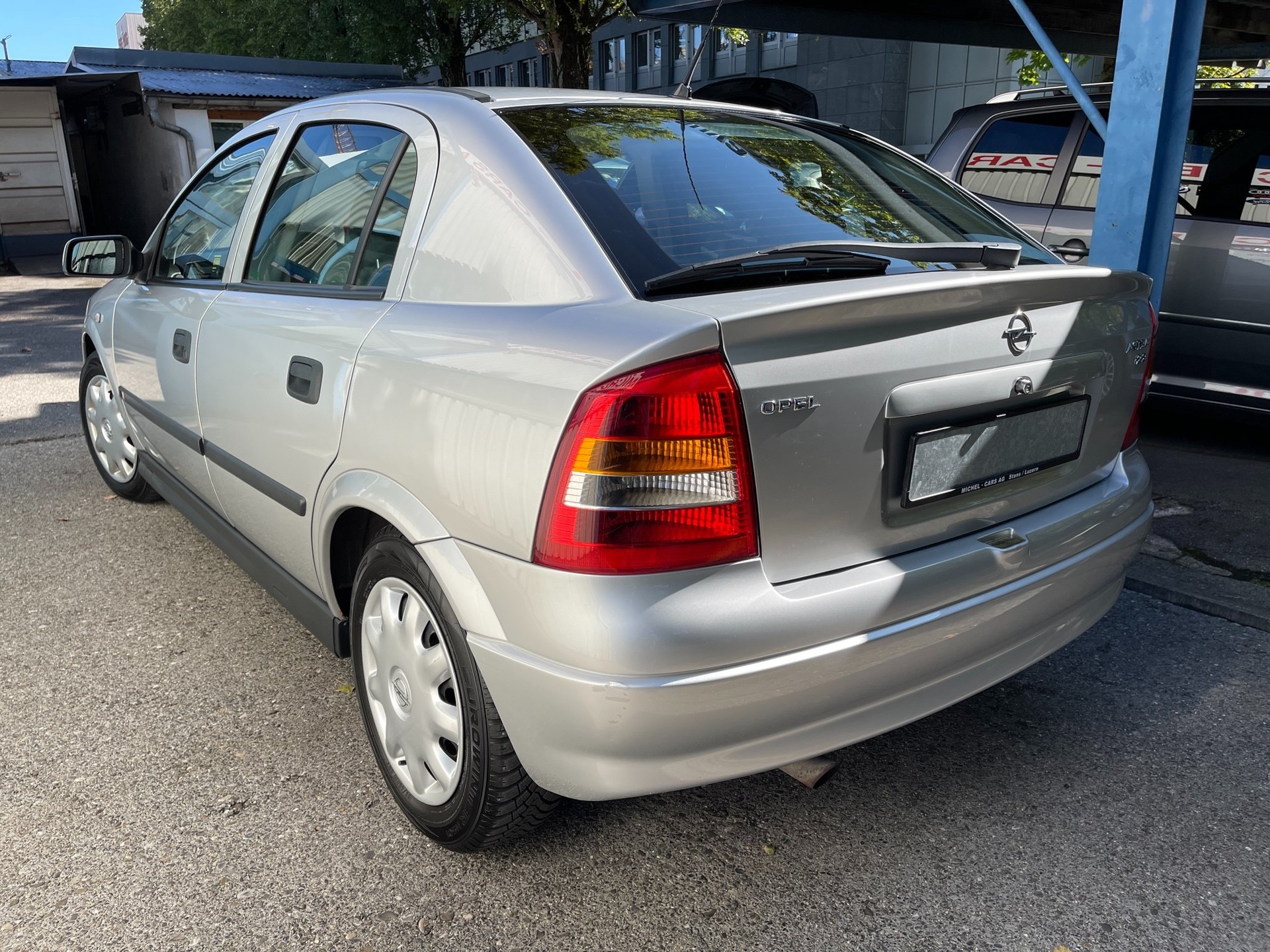 OPEL Astra 2.2i 16V Elegance-image-3