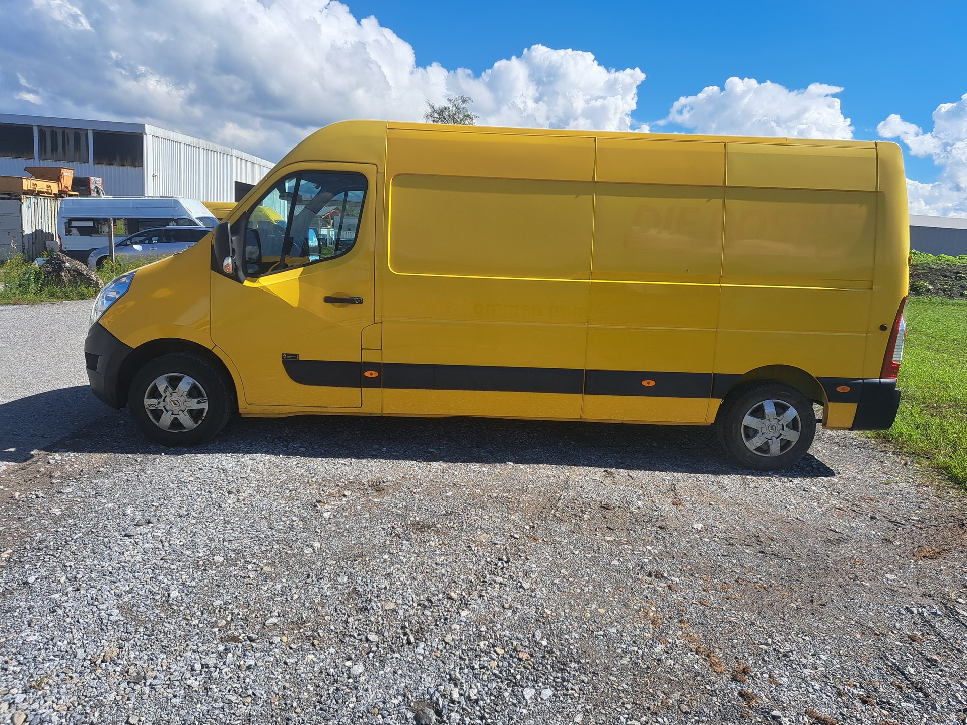 RENAULT Master T35 2.3dCi 125 L3H2-image-2