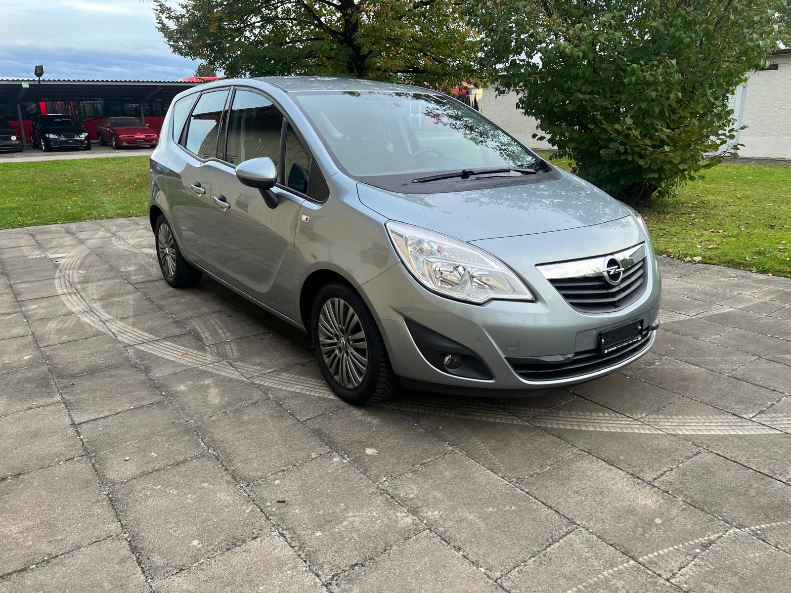 OPEL Meriva 1.4 Turbo Active Edition-image-0
