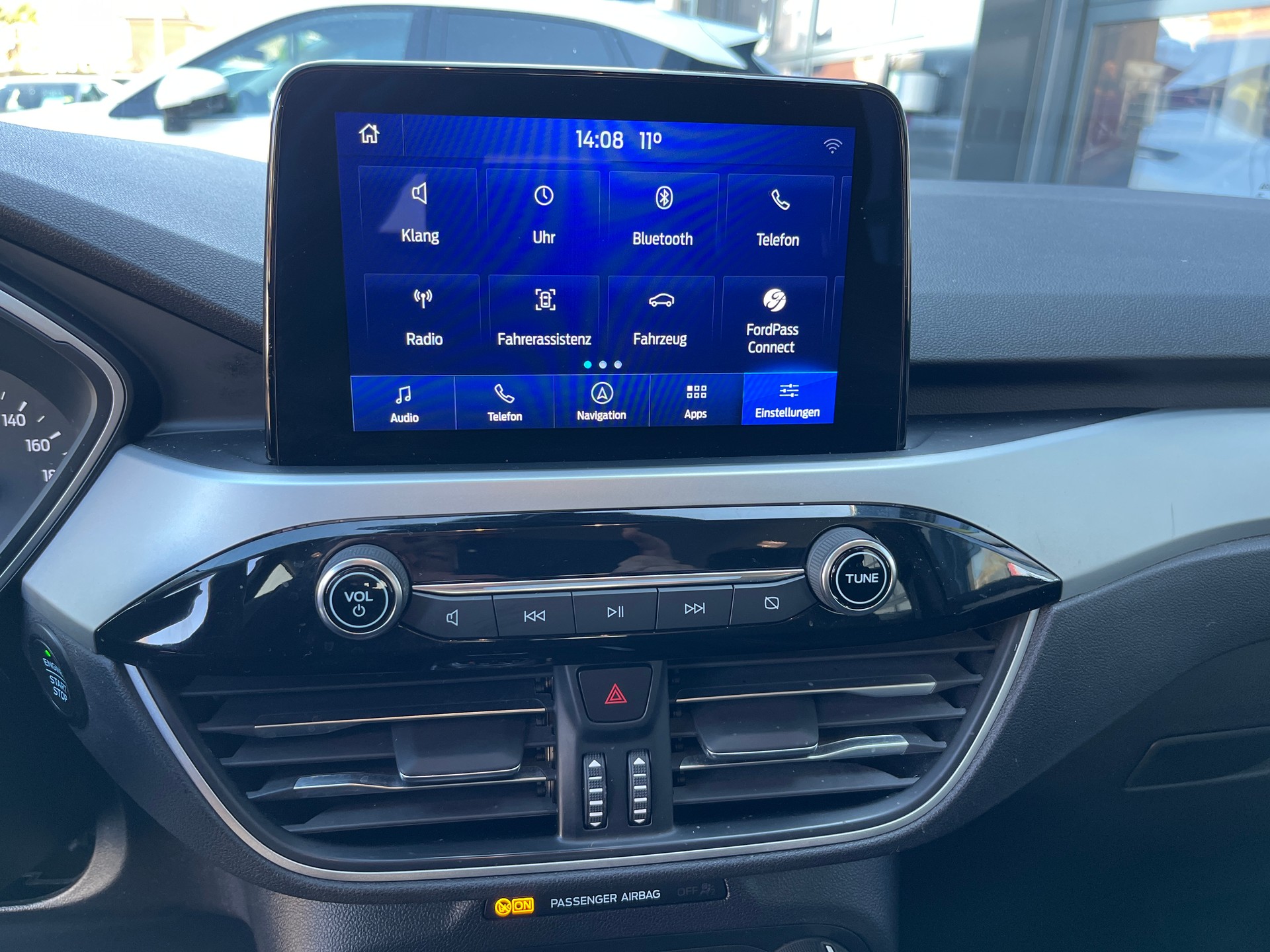 FORD Kuga 1.5 TDCi Cool & Connect 2WD Automat-image-10