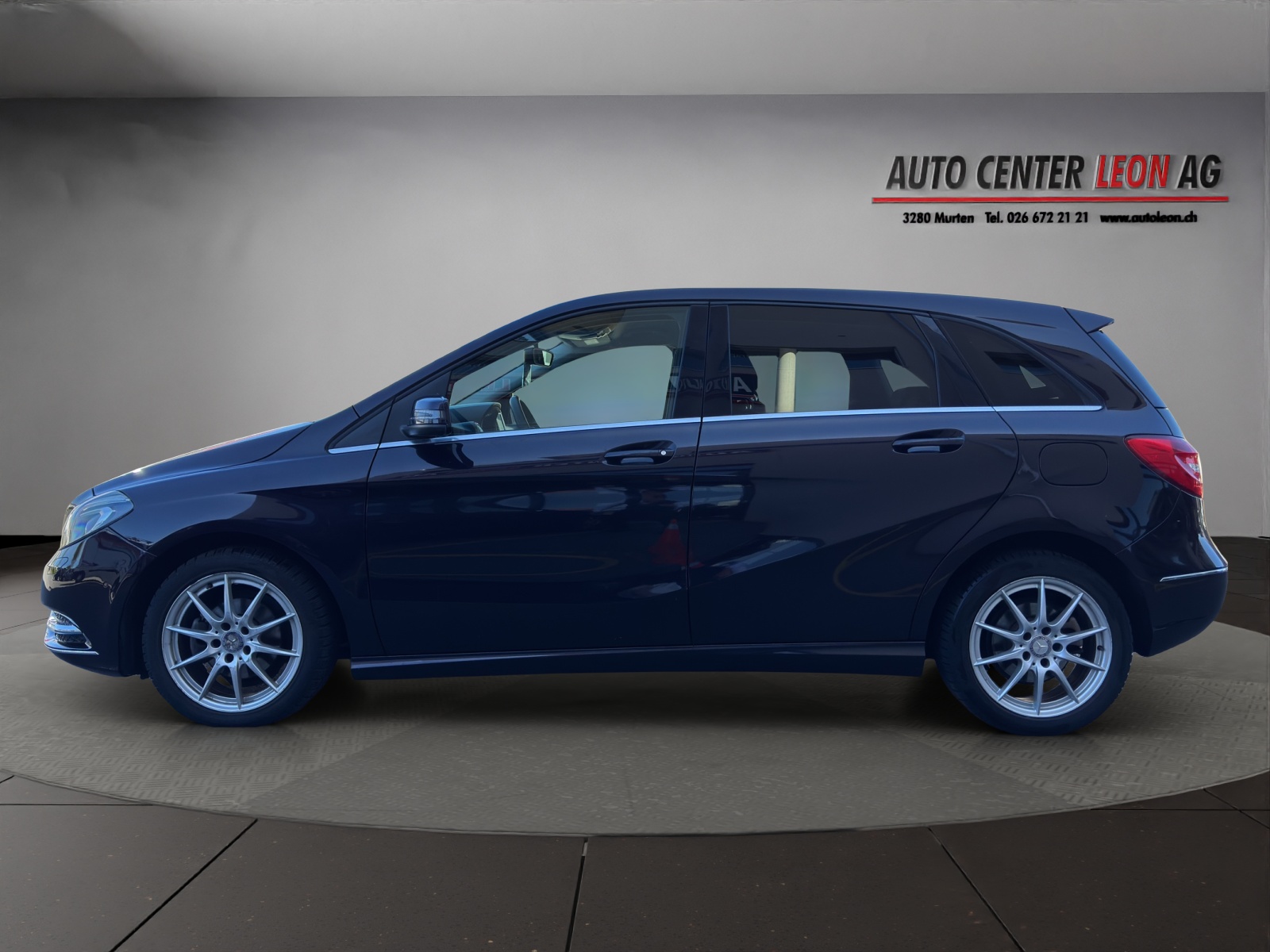 MERCEDES-BENZ B 180 7G-DCT-image-2