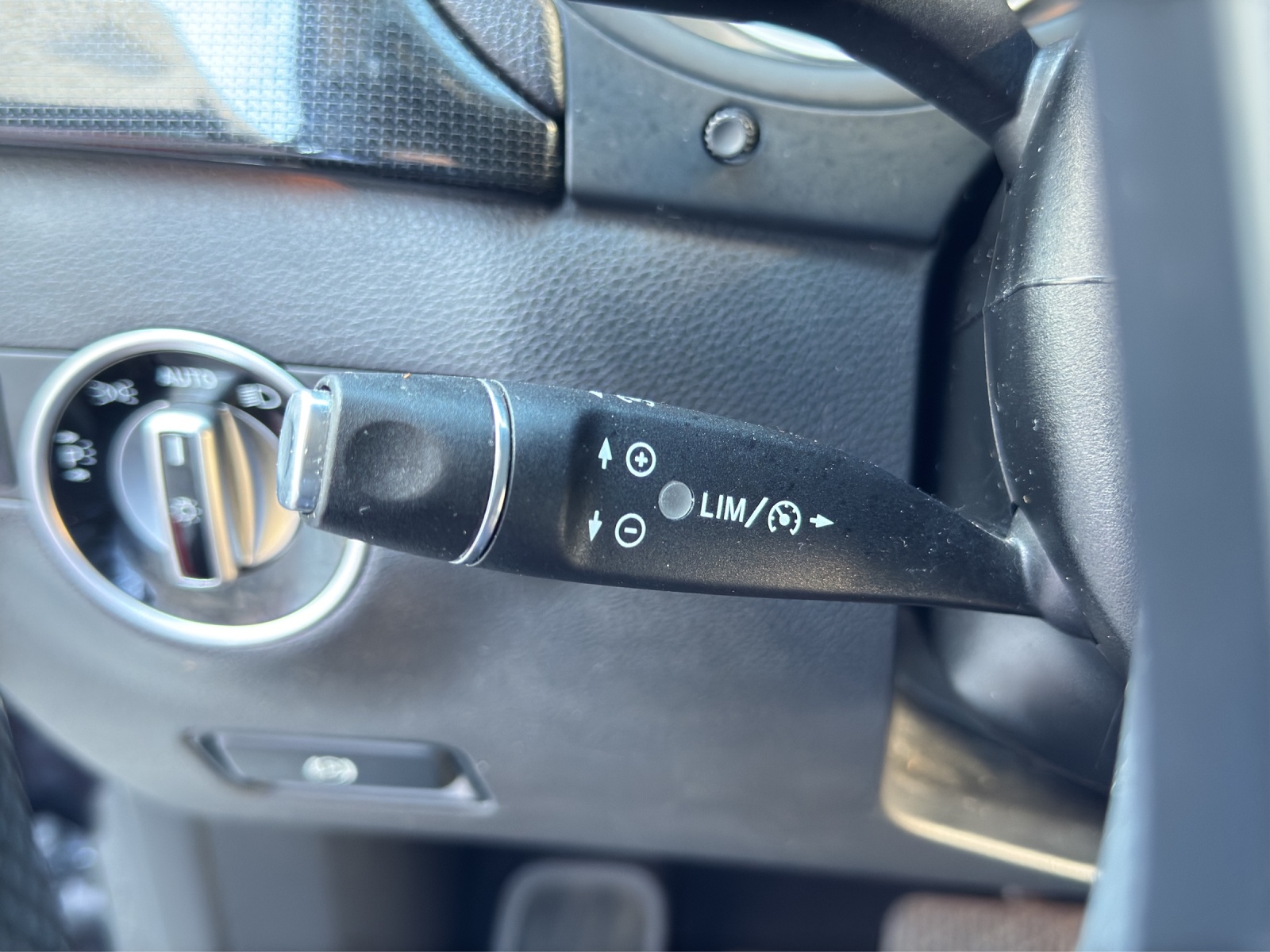 MERCEDES-BENZ B 180 7G-DCT-image-21