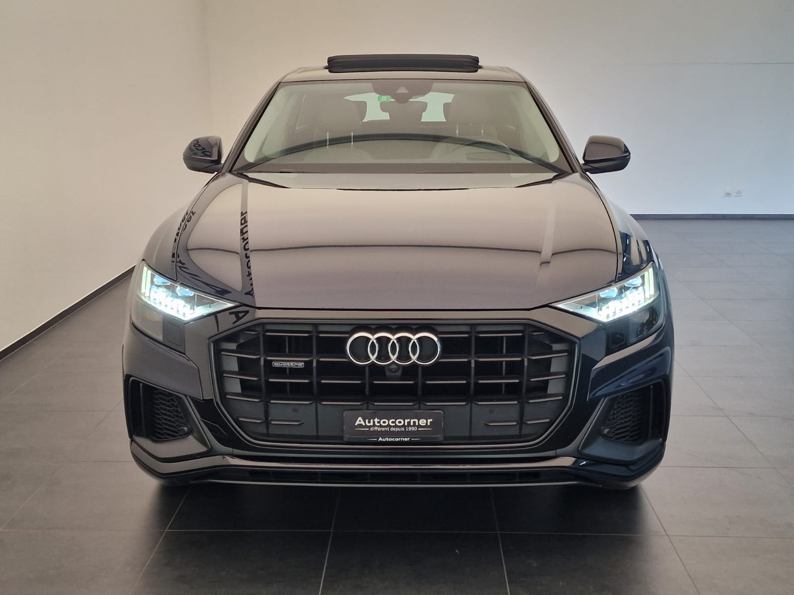 AUDI Q8 55 TFSI quattro tiptronic-image-3