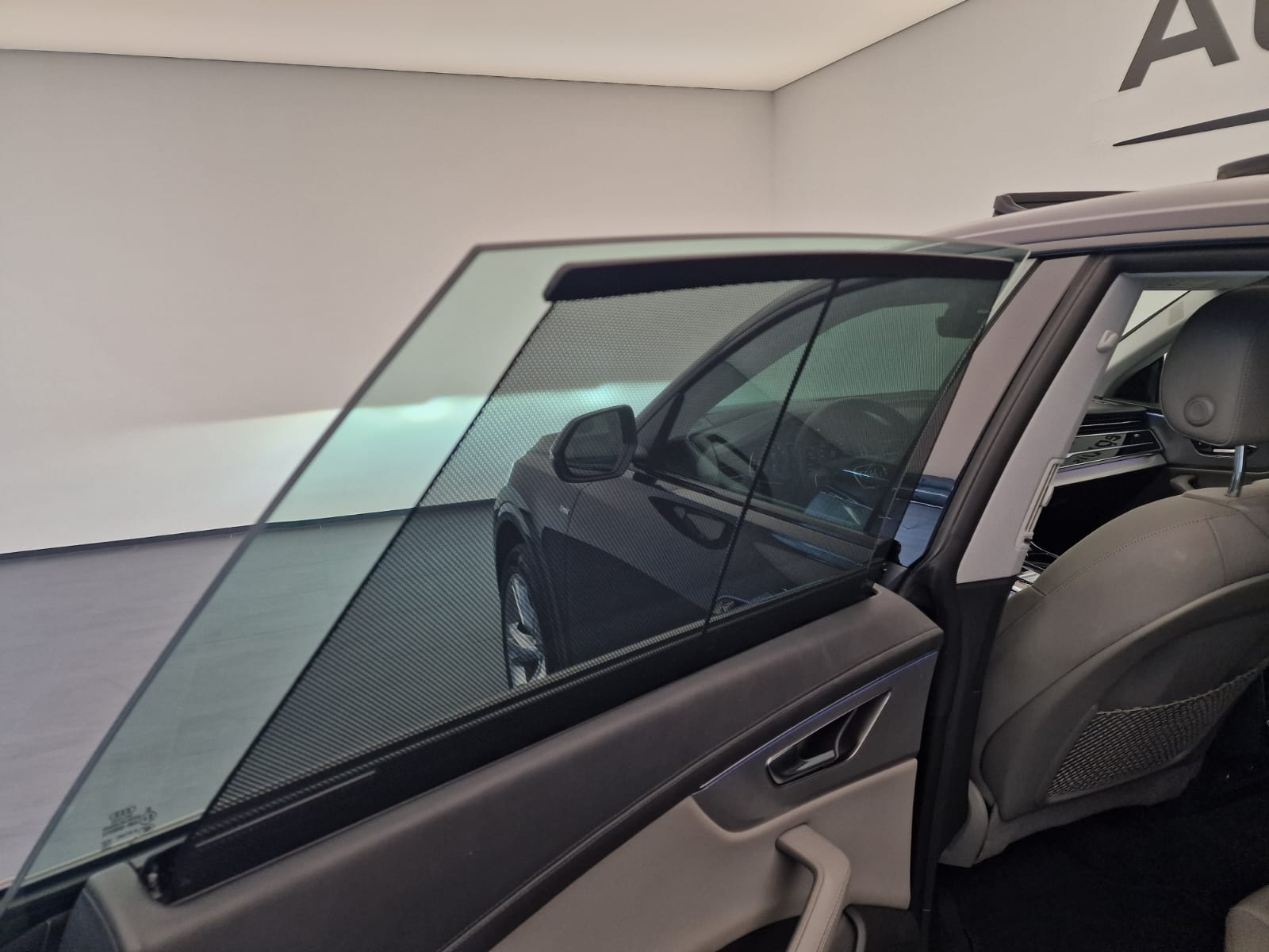 AUDI Q8 55 TFSI quattro tiptronic-image-14