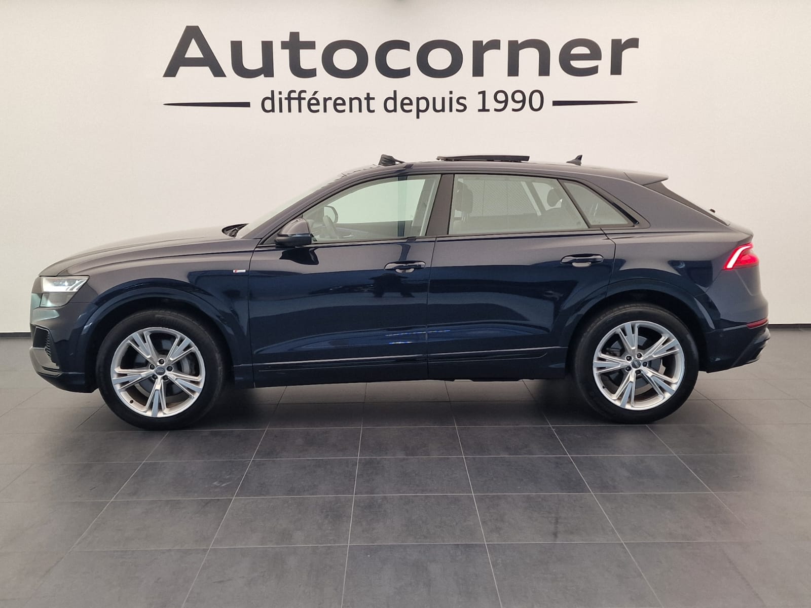 AUDI Q8 55 TFSI quattro tiptronic-image-1