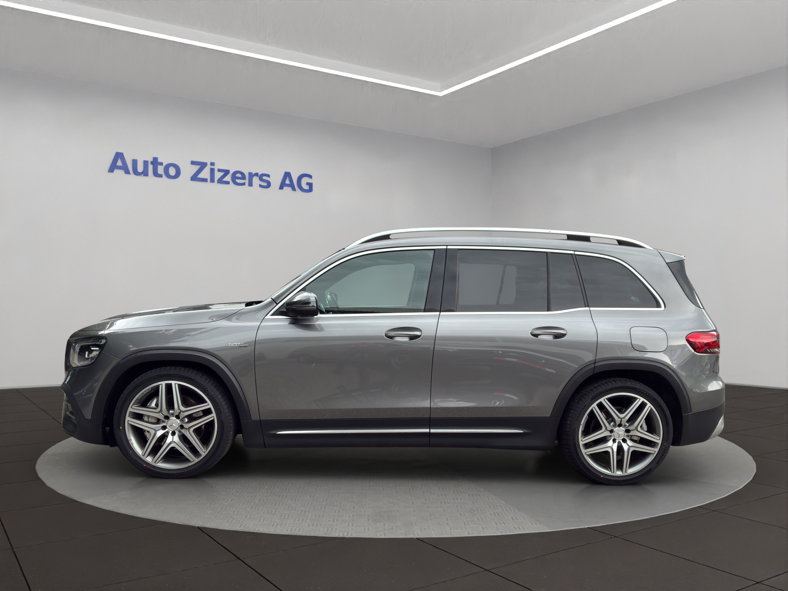 MERCEDES-BENZ GLB 35 AMG 4Matic 8G-Tronic-image-2
