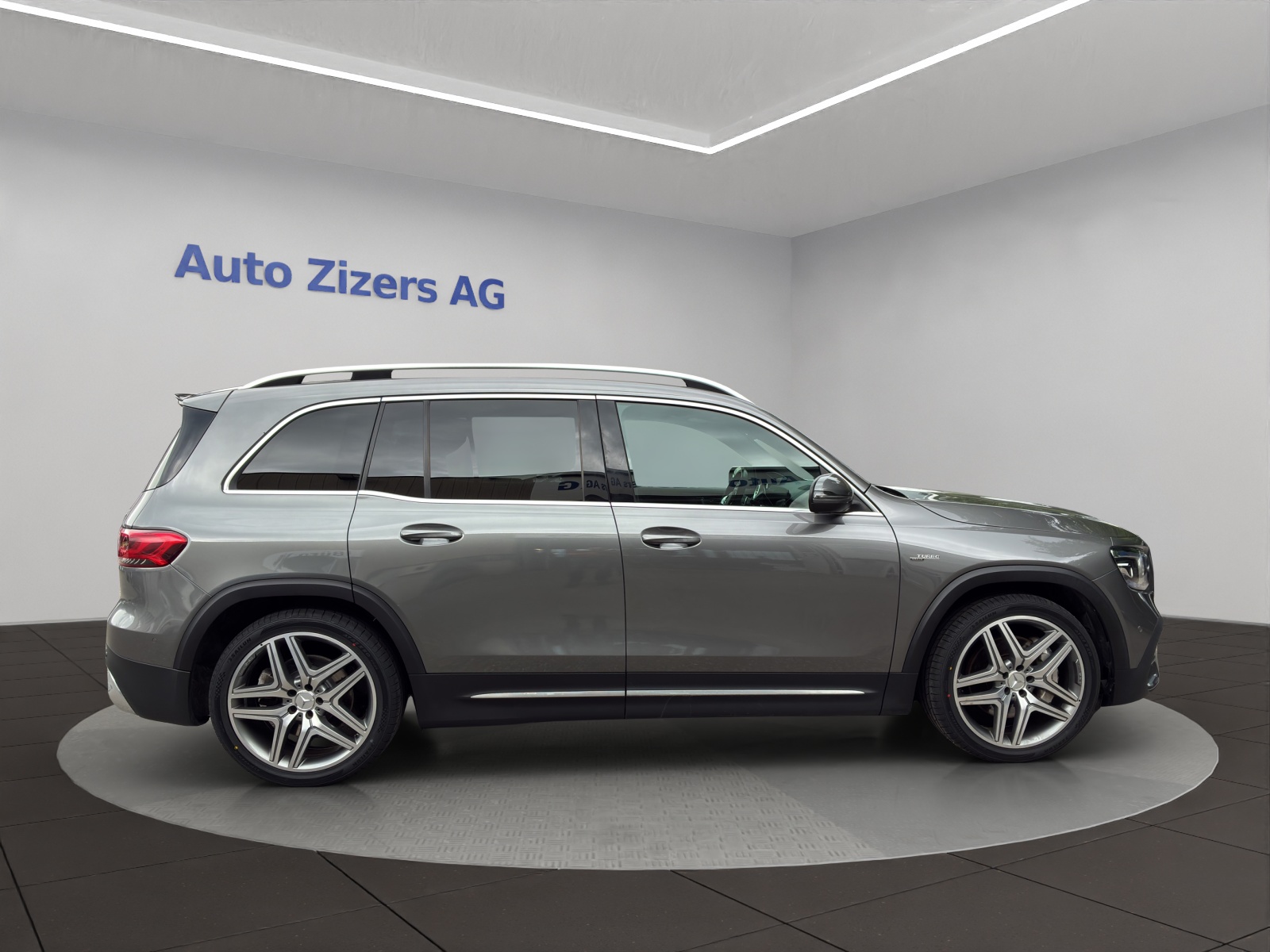 MERCEDES-BENZ GLB 35 AMG 4Matic 8G-Tronic-image-6