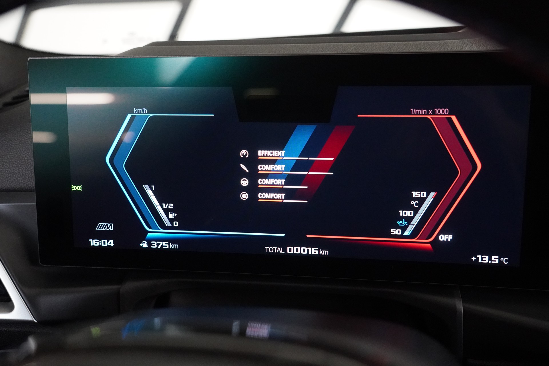 BMW M3 Touring xDrive Competition M-image-21