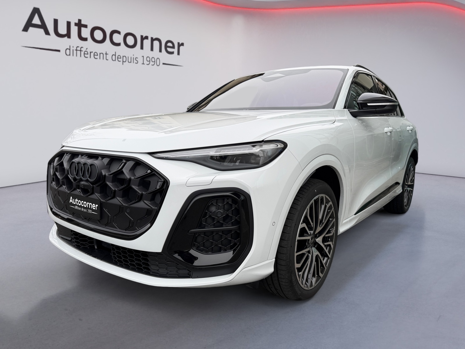 AUDI SQ5 TFSI quattro S-tronic-image-1