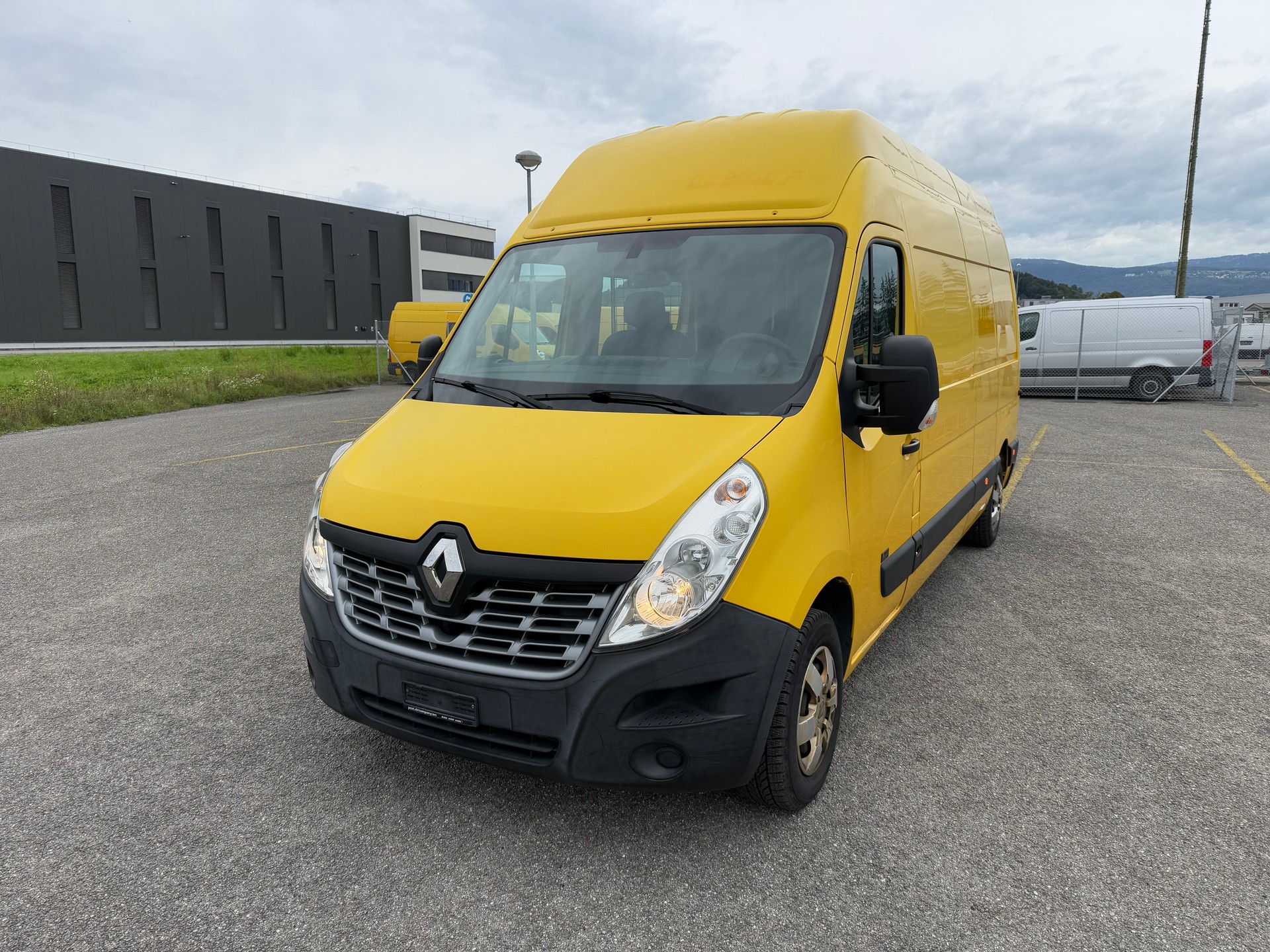 RENAULT Master T35 2.3dCi 130 L3H3-image-0