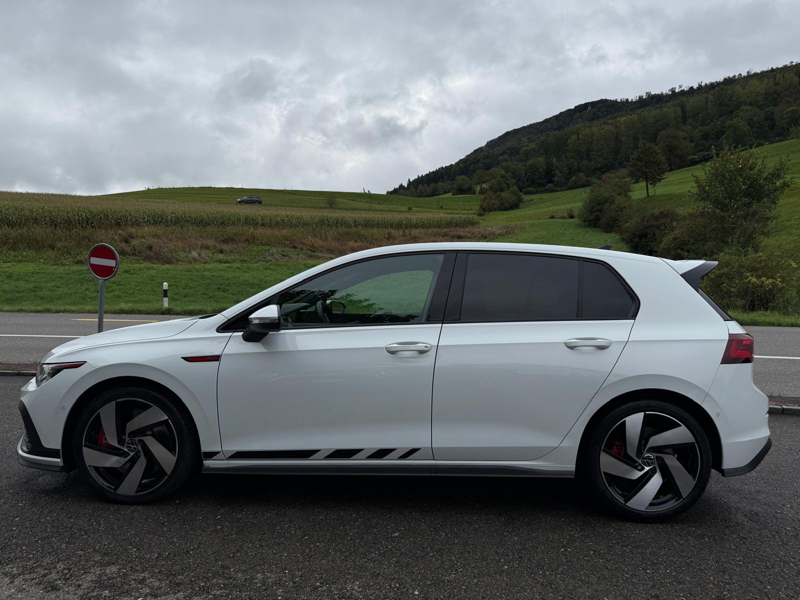 VW Golf 2.0 TSI GTI Clubsport DSG-showroom-element-2