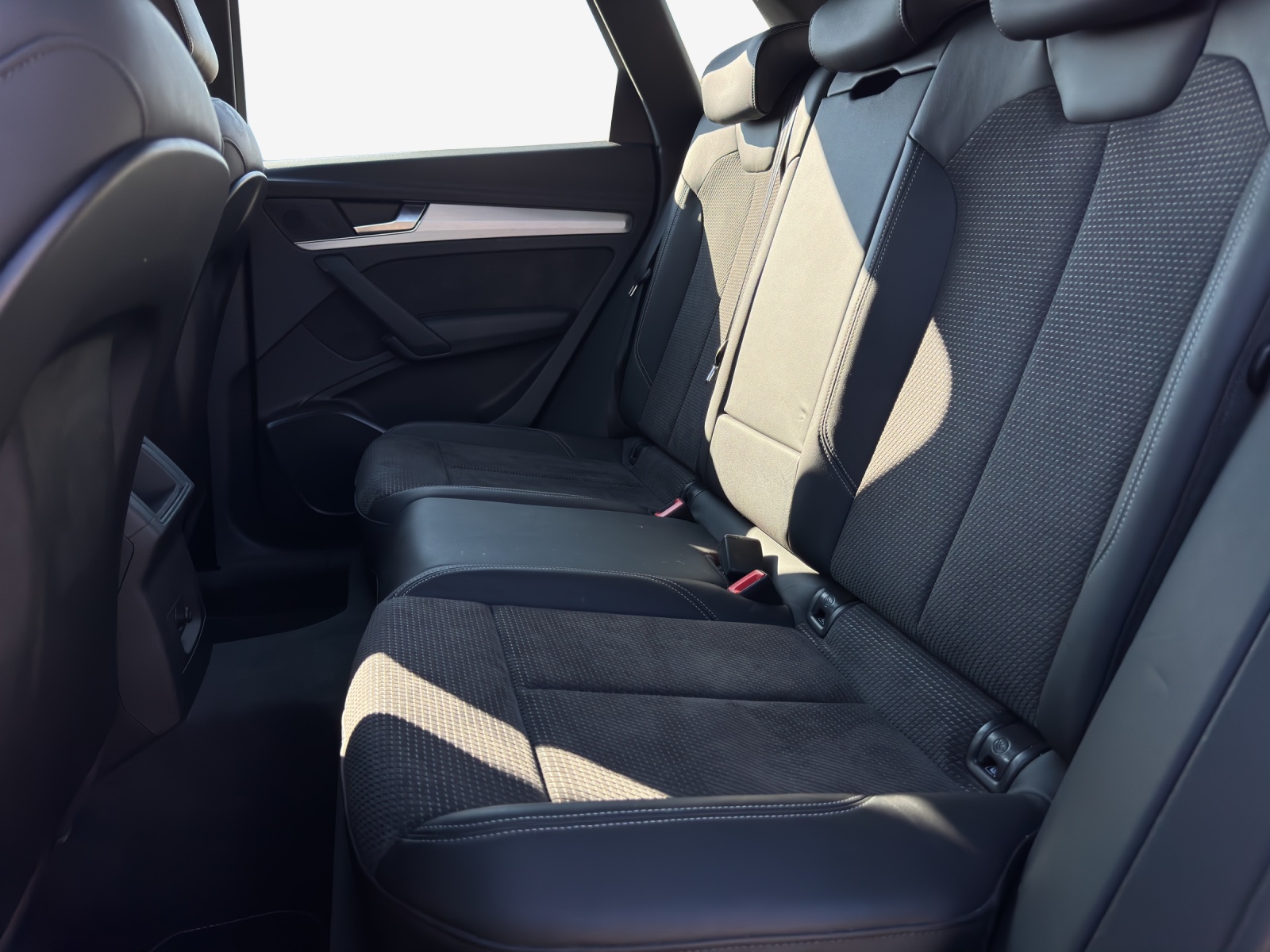 AUDI SQ5 TDI quattro tiptronic-image-11