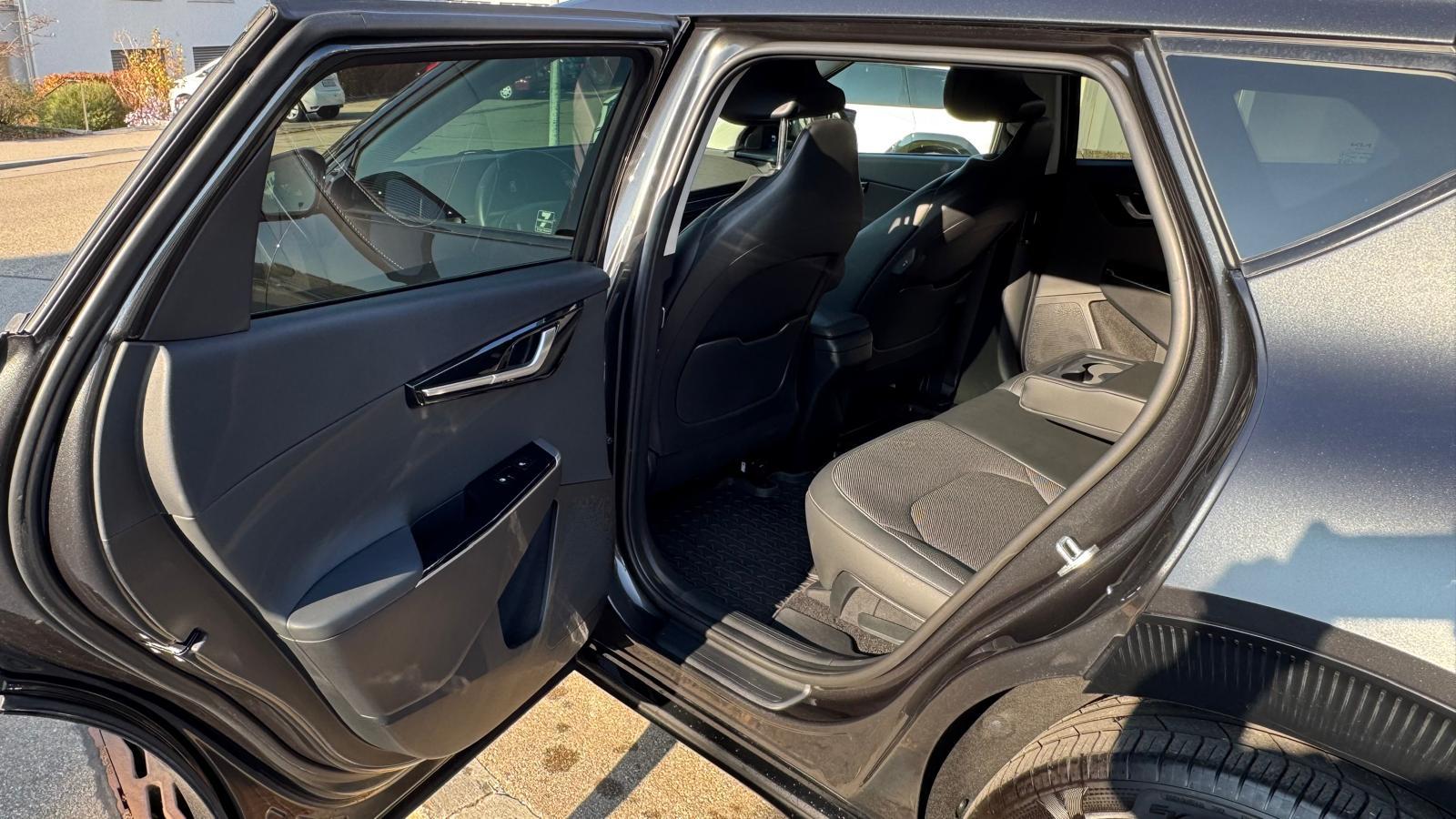 KIA EV6 77 kWh-image-11