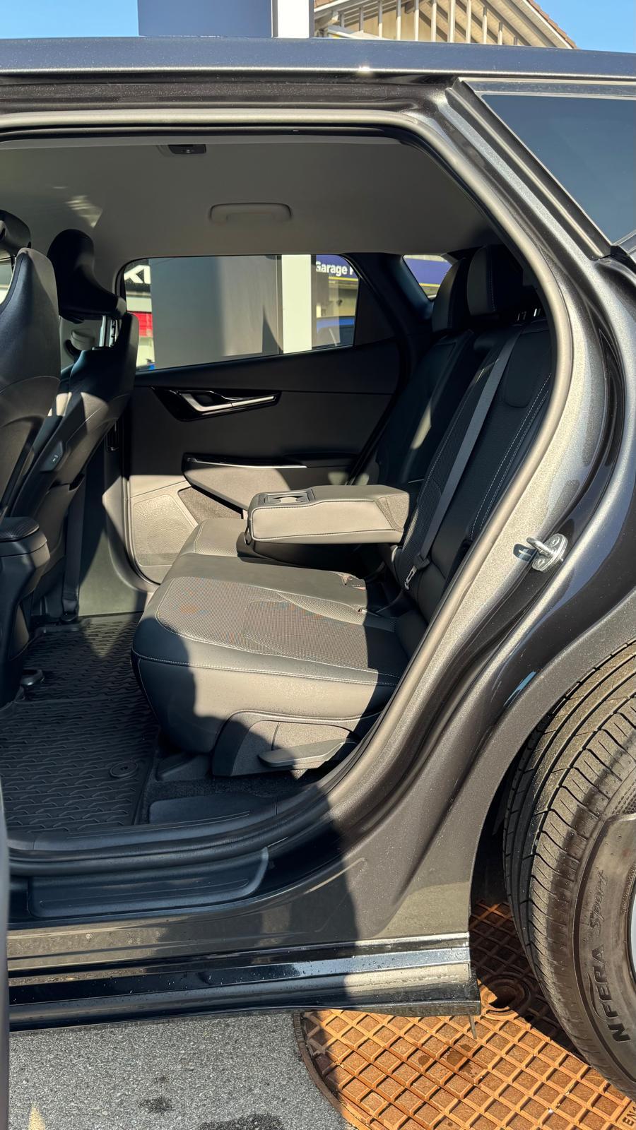 KIA EV6 77 kWh-image-12
