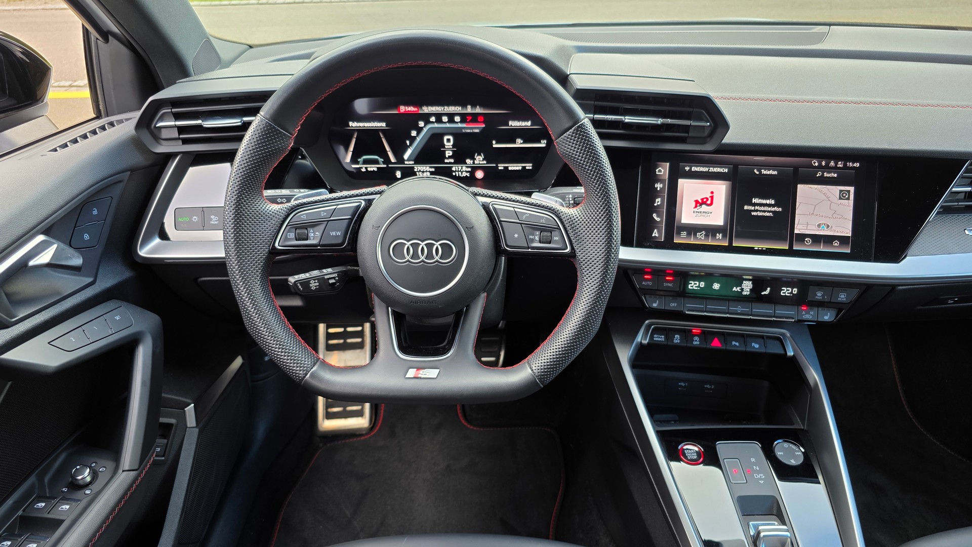 AUDI S3 Sportback 2.0 TFSI quattro S-tronic-image-18