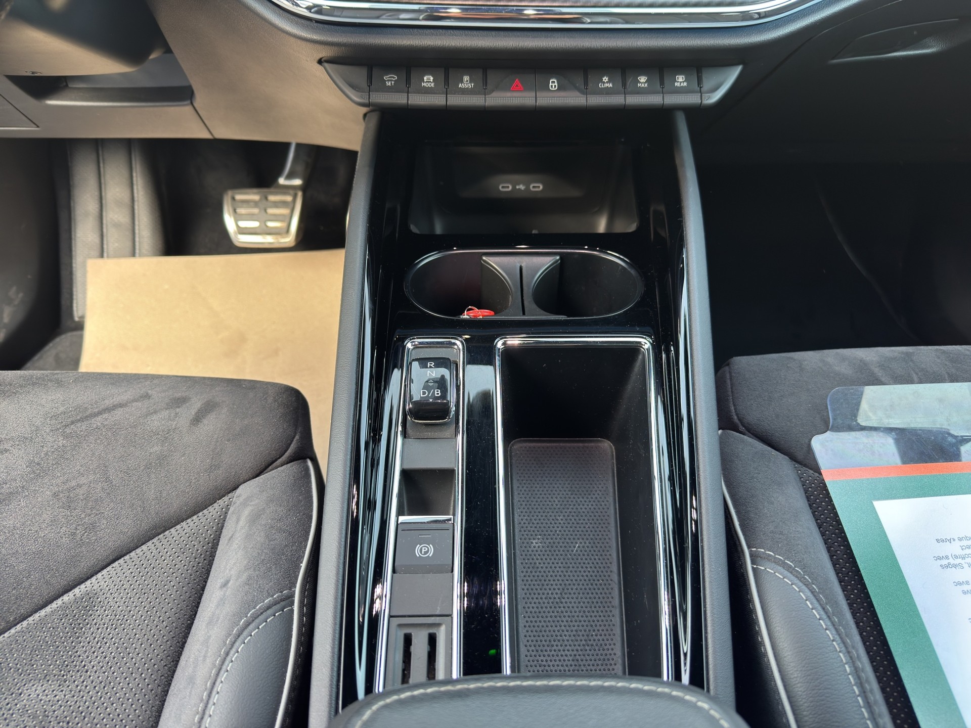 SKODA Enyaq iV 80x SportLine-image-13