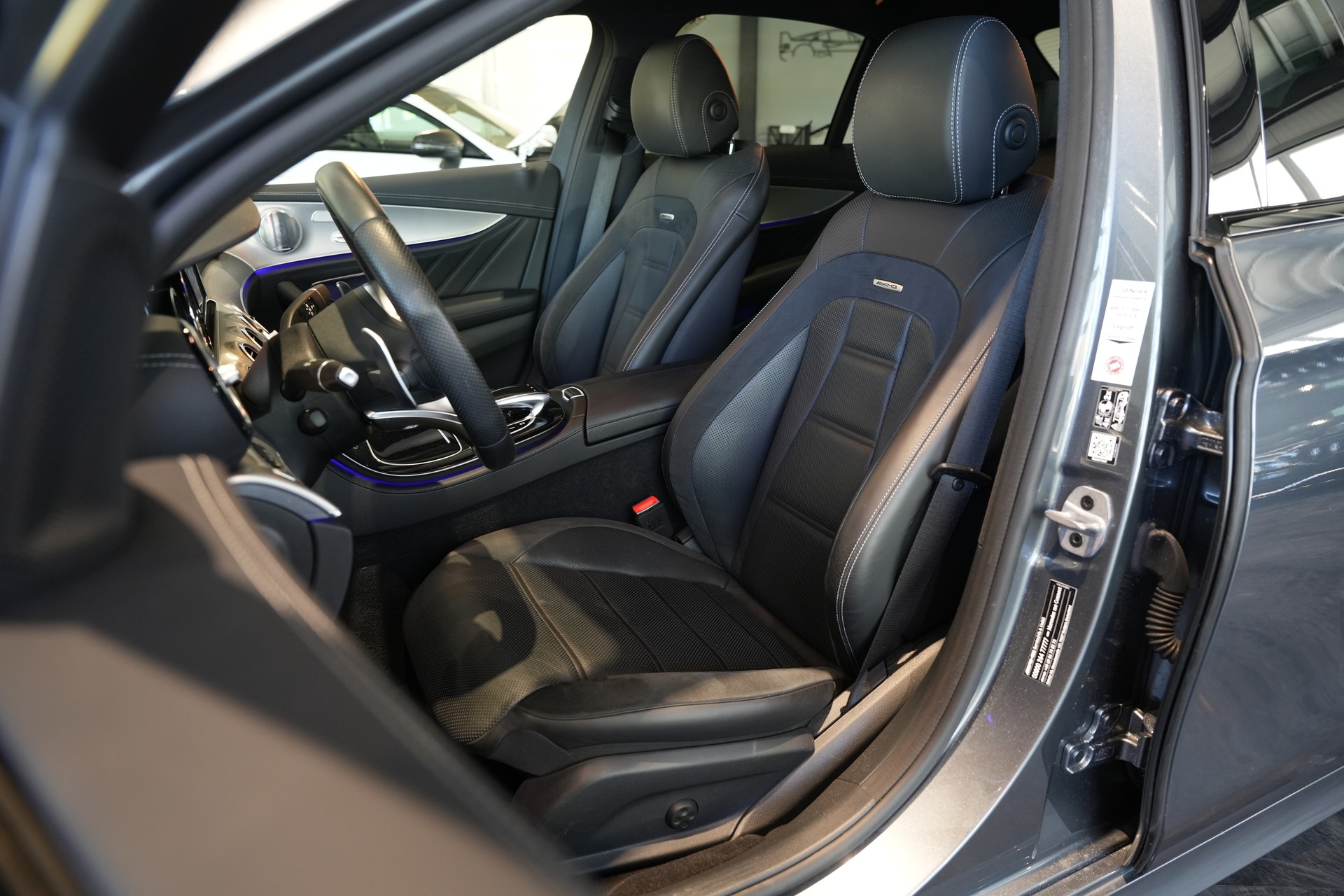 MERCEDES-BENZ E 53 AMG 4Matic+ Speedshift MCT-image-8