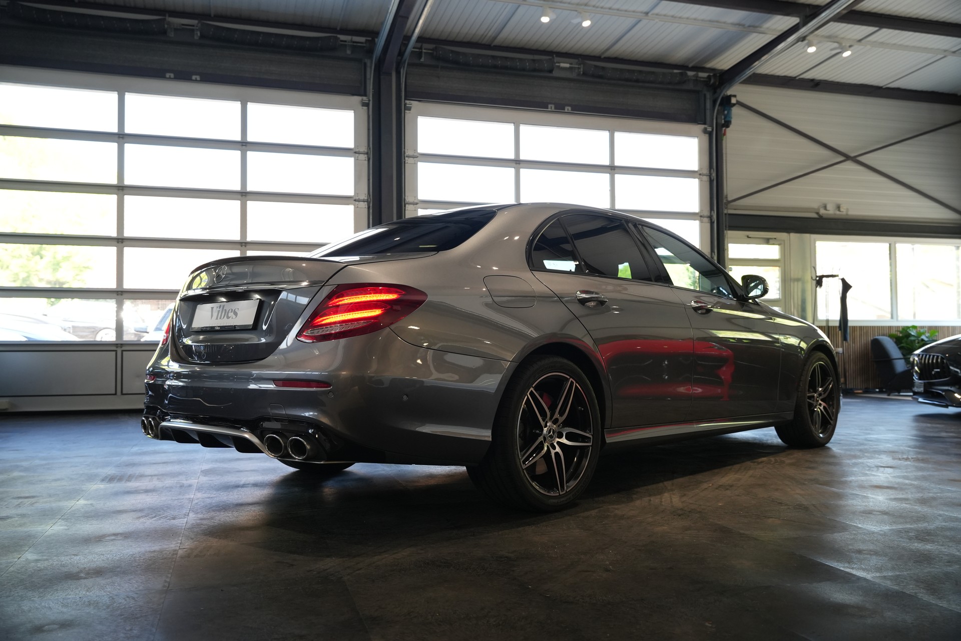 MERCEDES-BENZ E 53 AMG 4Matic+ Speedshift MCT-image-5