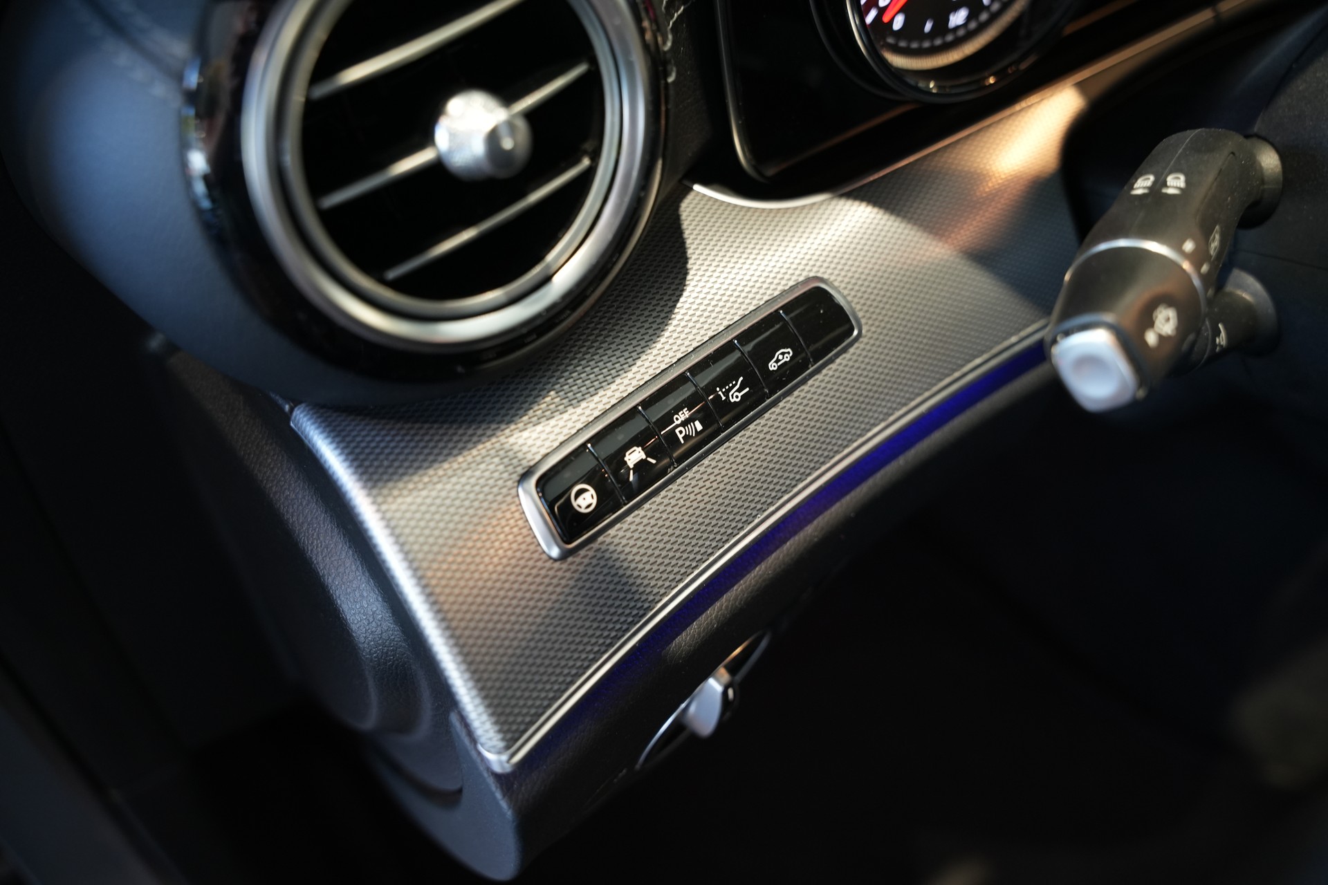 MERCEDES-BENZ E 53 AMG 4Matic+ Speedshift MCT-image-11