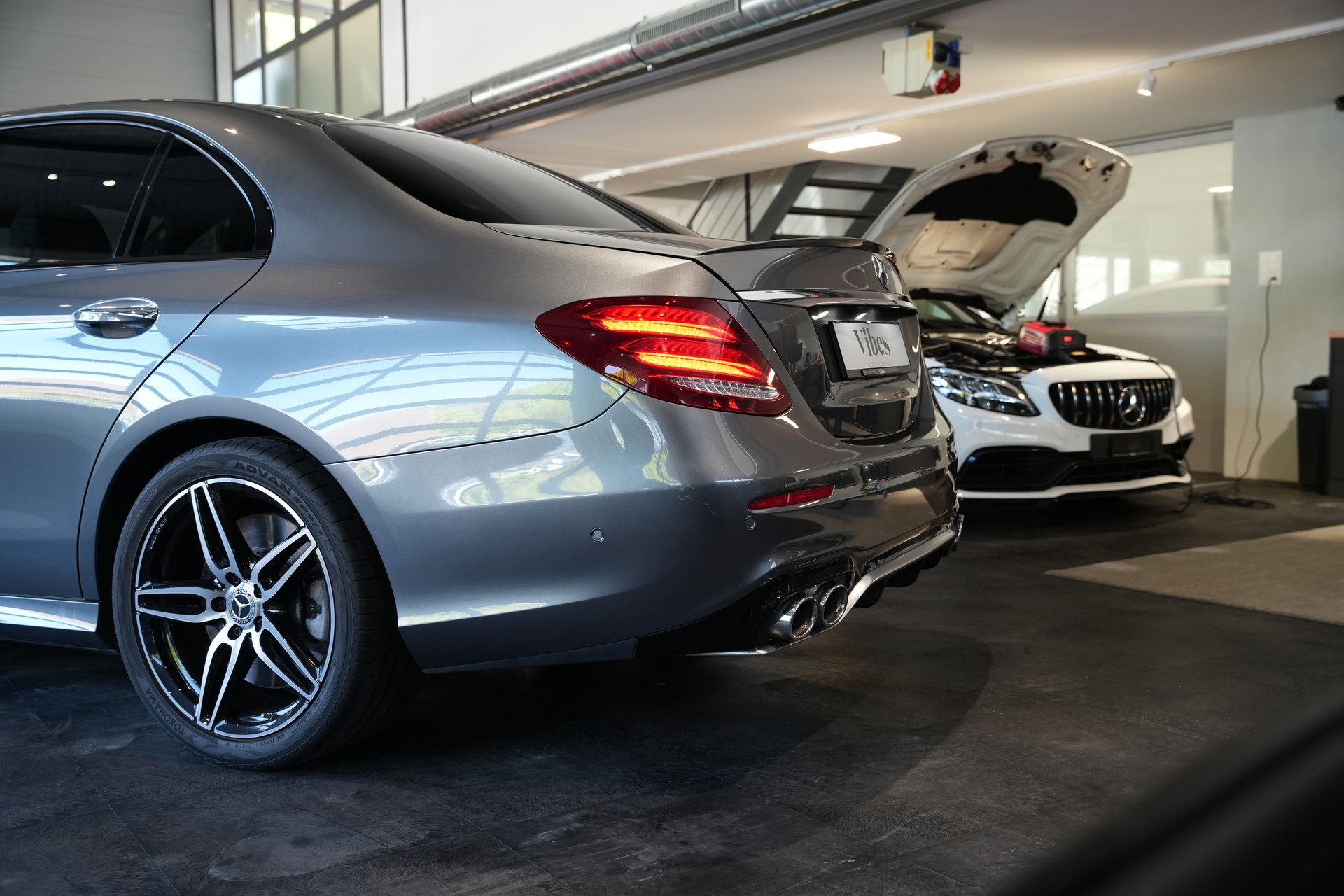 MERCEDES-BENZ E 53 AMG 4Matic+ Speedshift MCT-showroom-element-2