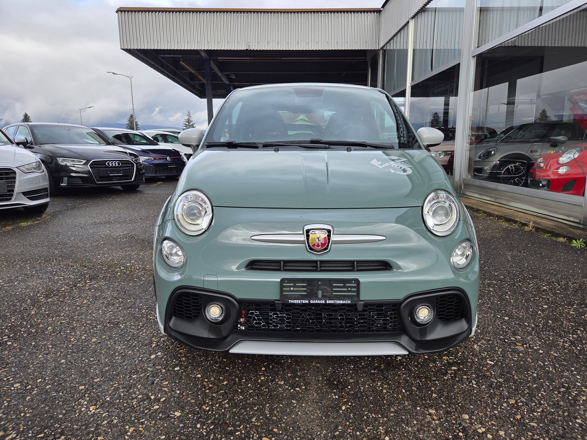 FIAT 695 1.4 16V Turbo Abarth 70 Anniversario-image-2
