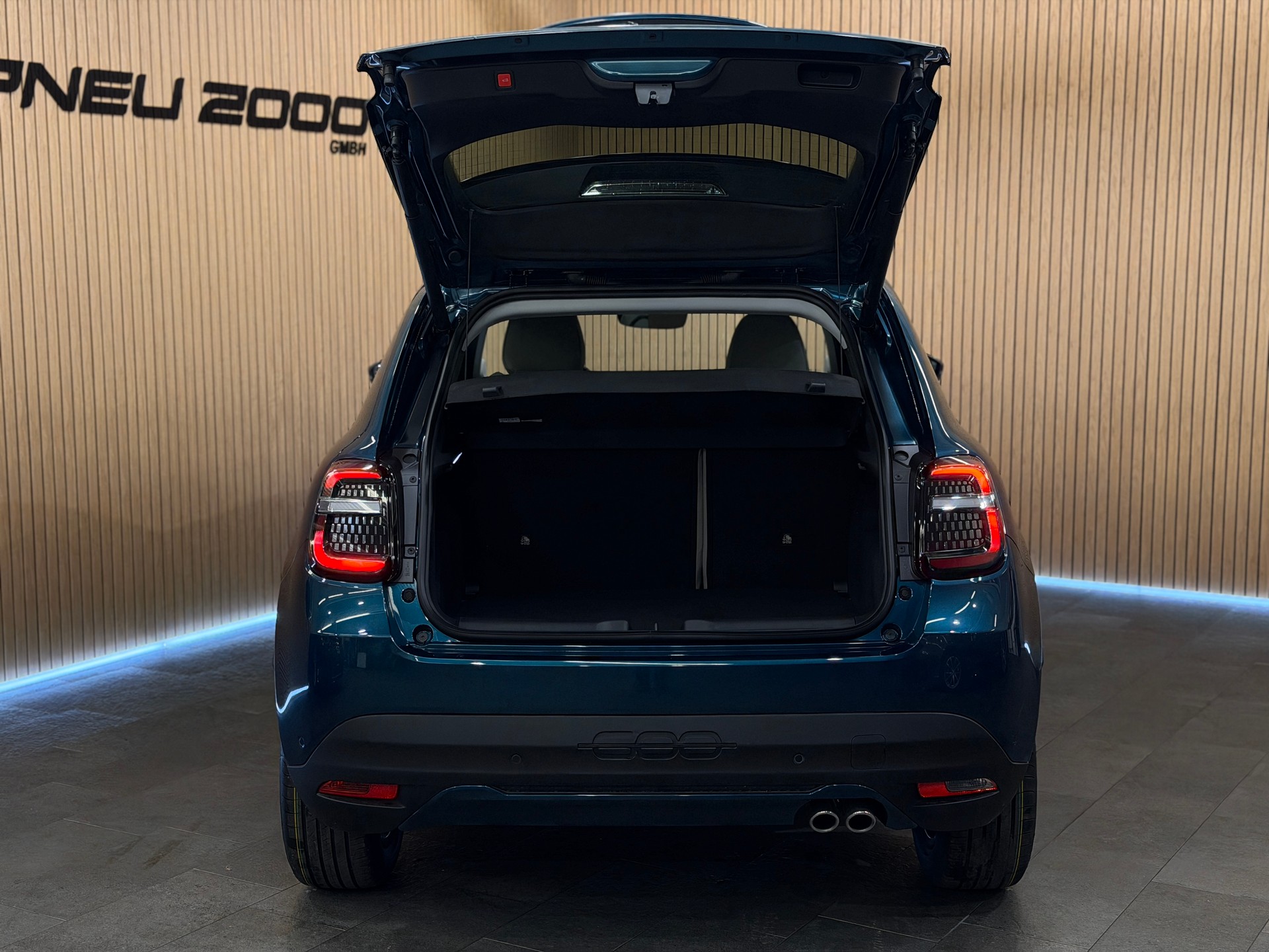 FIAT 600h MildHybrid La Prima *¨Sea of Italy*-image-4