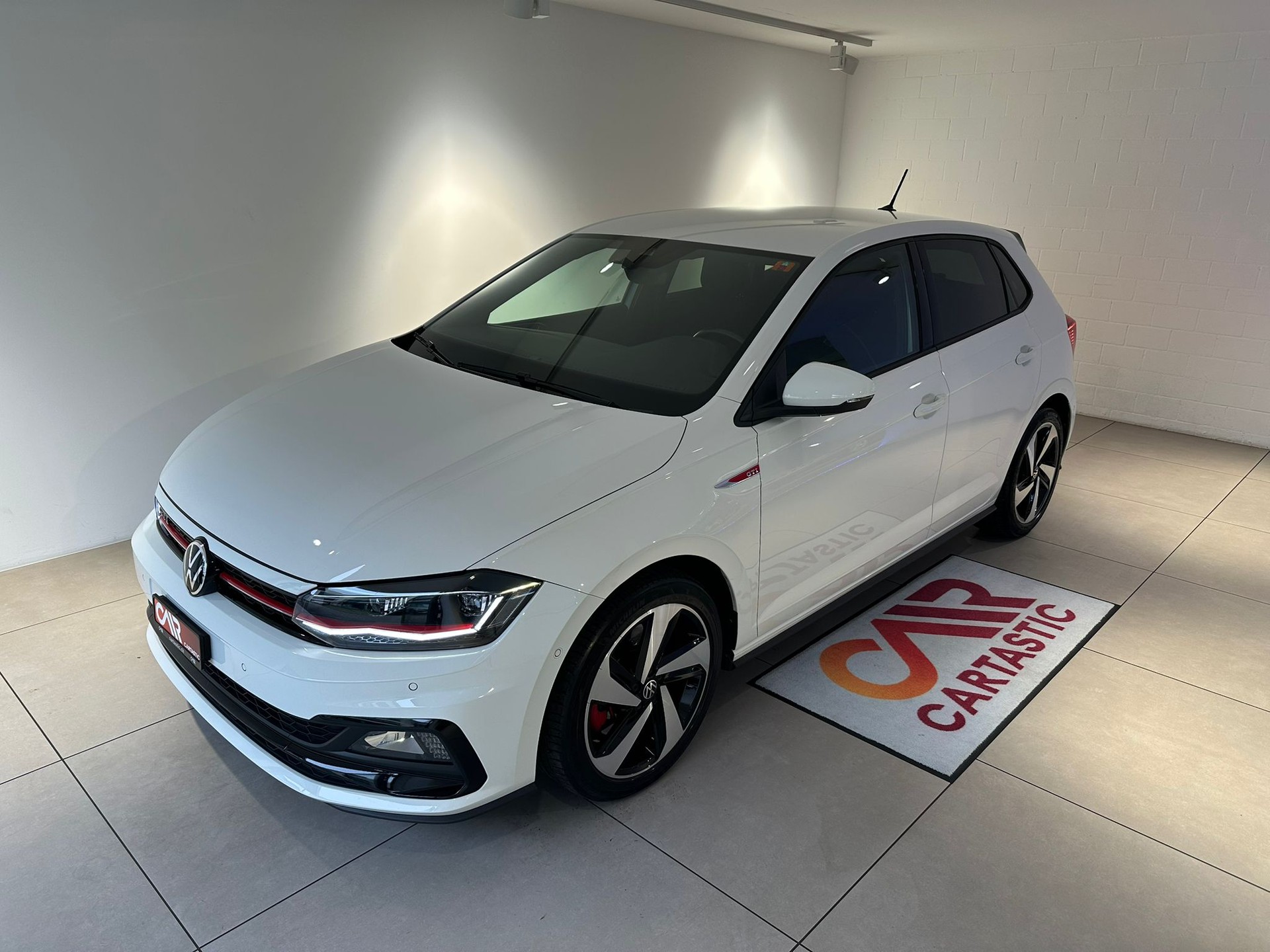VW Polo 2.0 TSI GTI-image-0