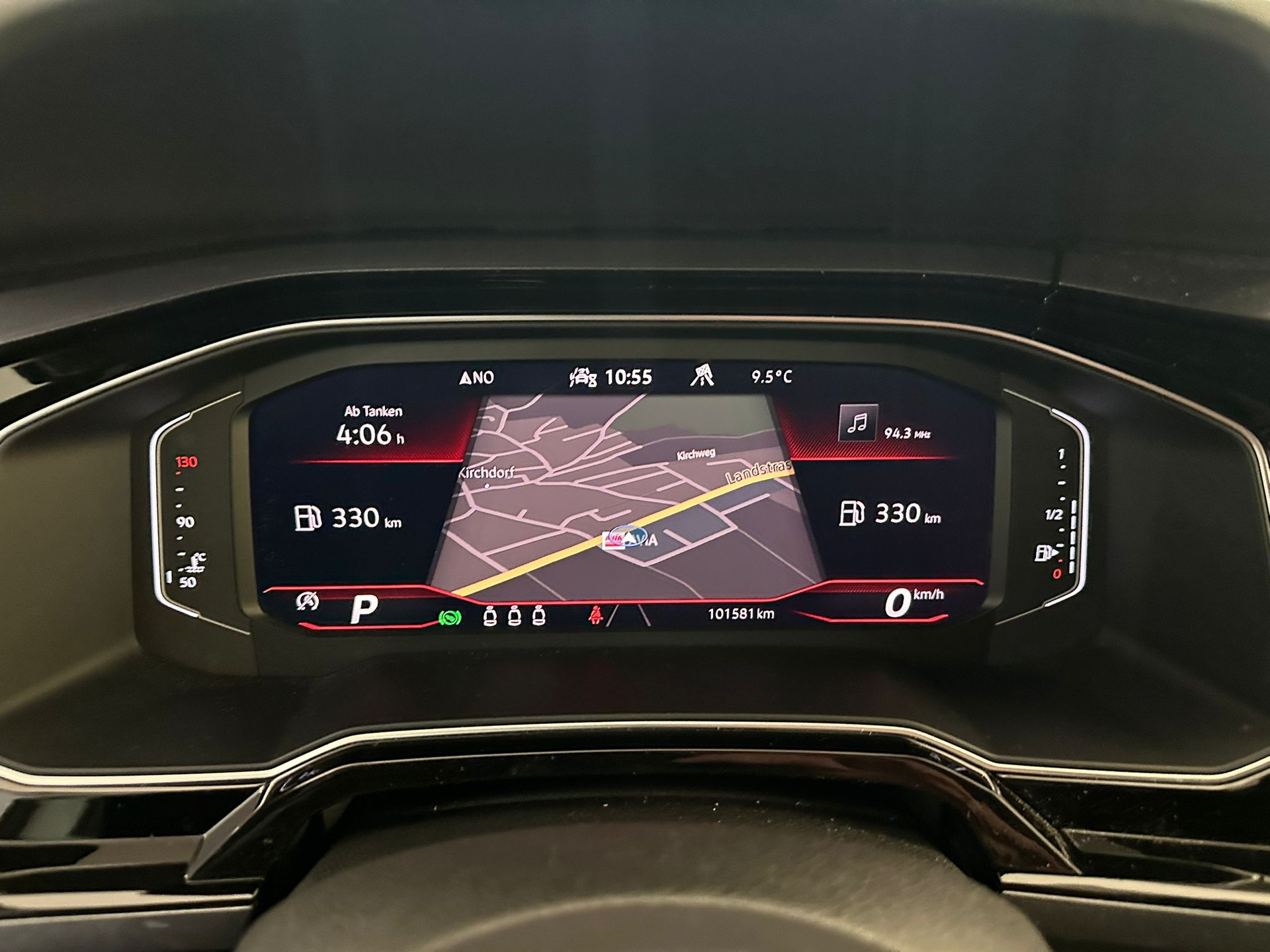 VW Polo 2.0 TSI GTI-image-10