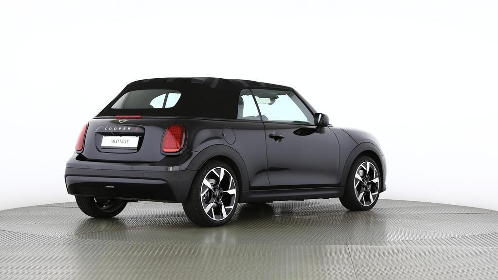 MINI Cooper S Cabrio-image-4