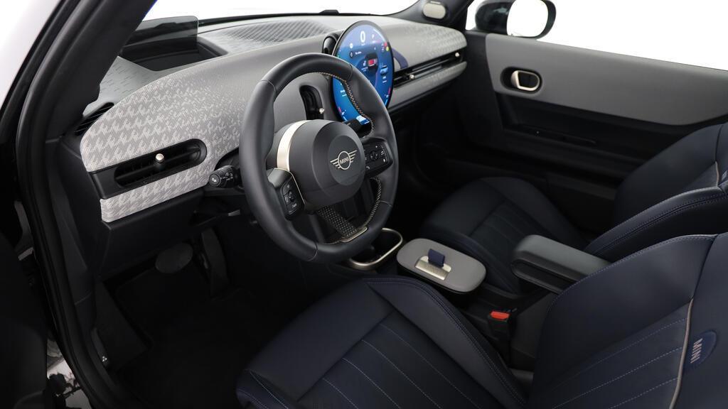 MINI Cooper S Cabrio-image-16