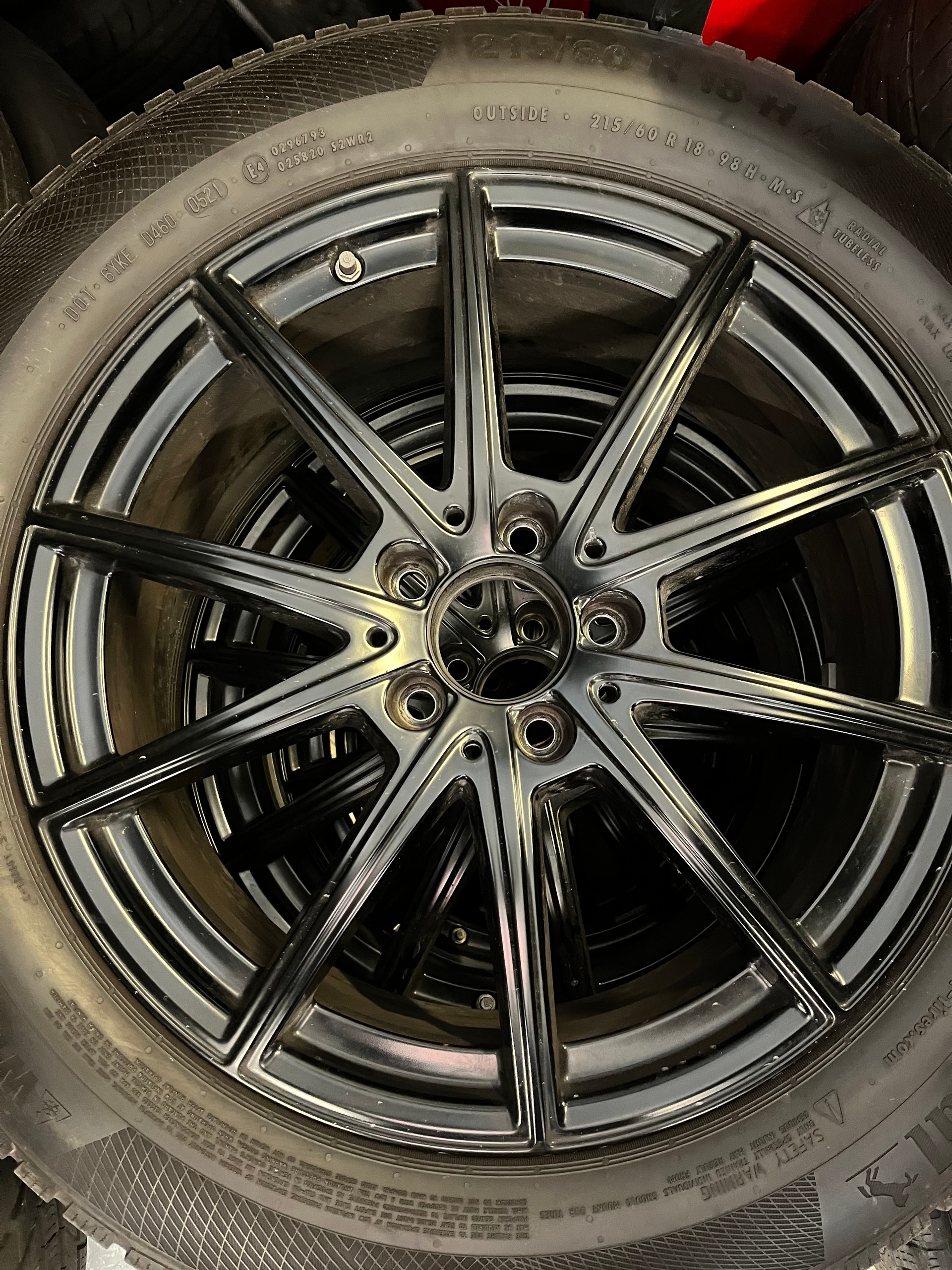 MERCEDES-BENZ GLA 200 AMG Line 7G-DCT-image-26