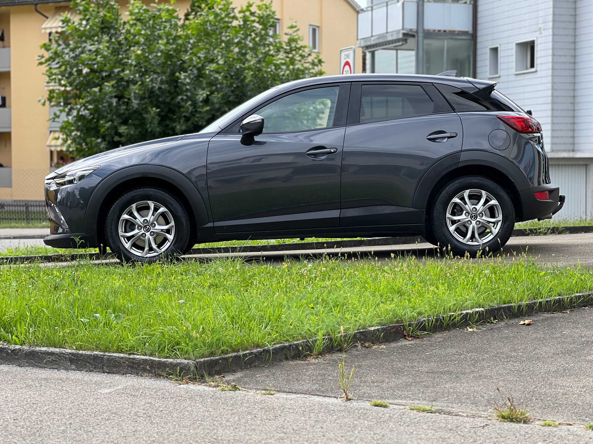 MAZDA CX-3 2.0 Ambition AWD *AHK 1200 Kg*-image-4