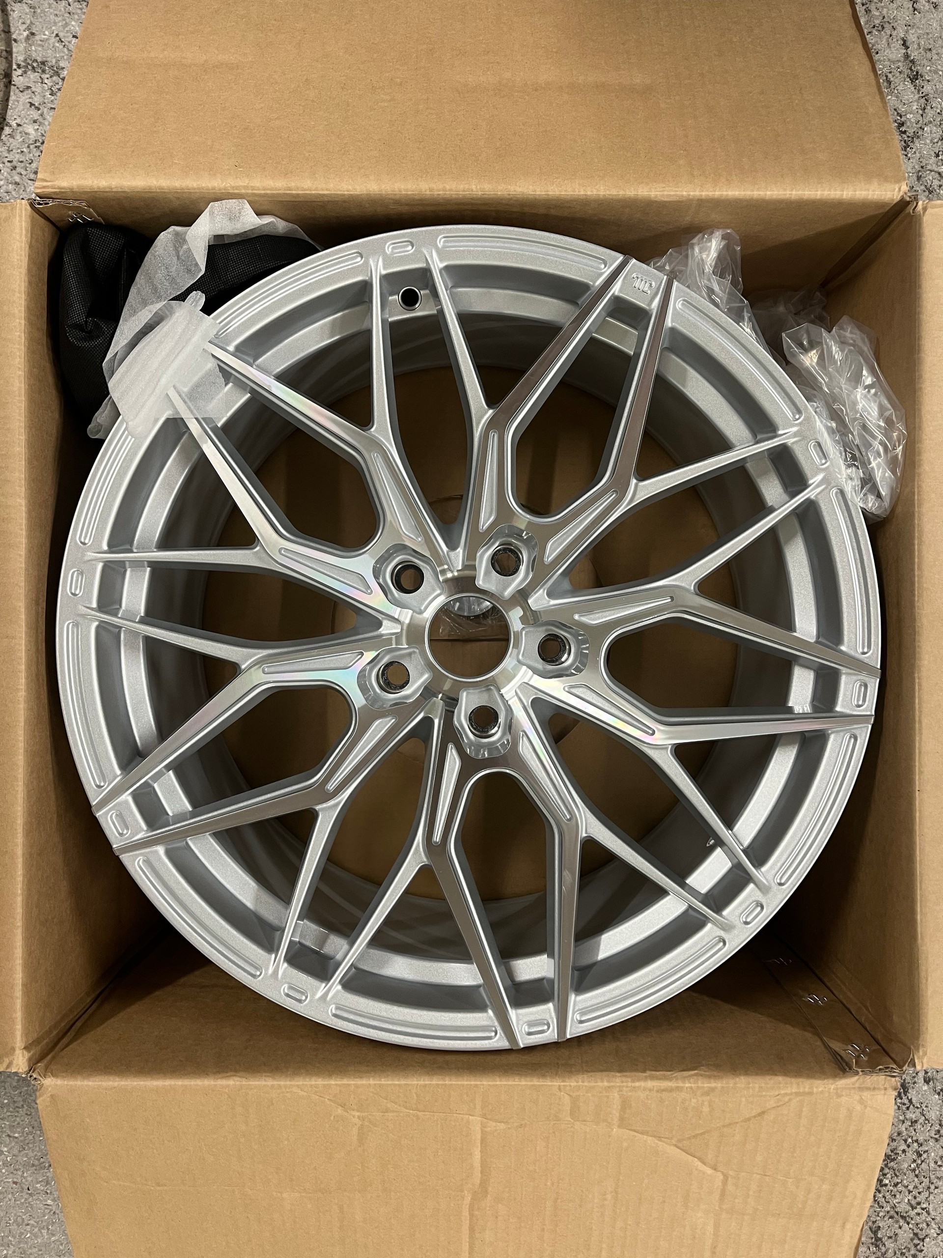 BMW M2-image-3