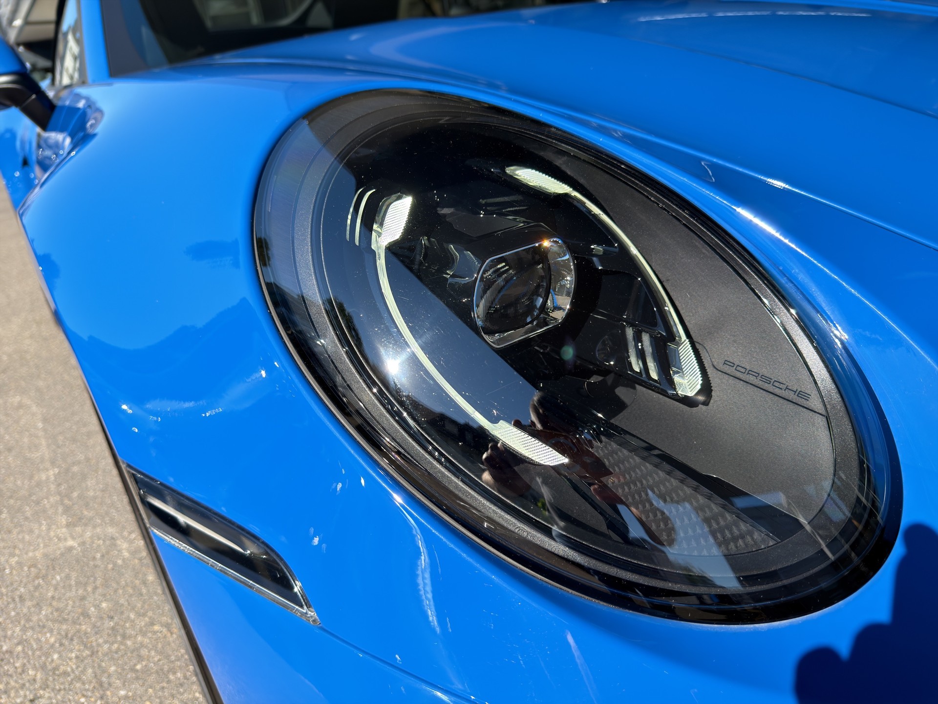 PORSCHE 911 Carrera Cabriolet-image-25