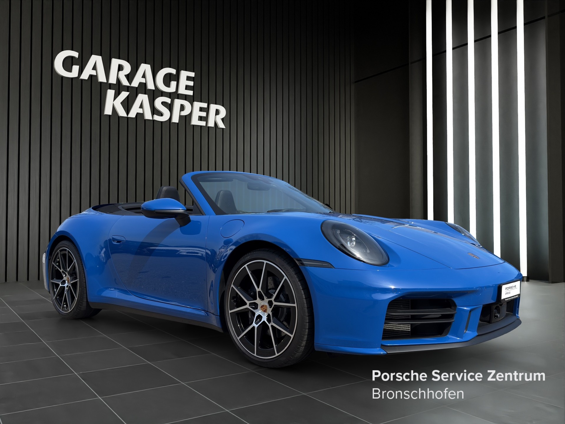 PORSCHE 911 Carrera Cabriolet-image-6