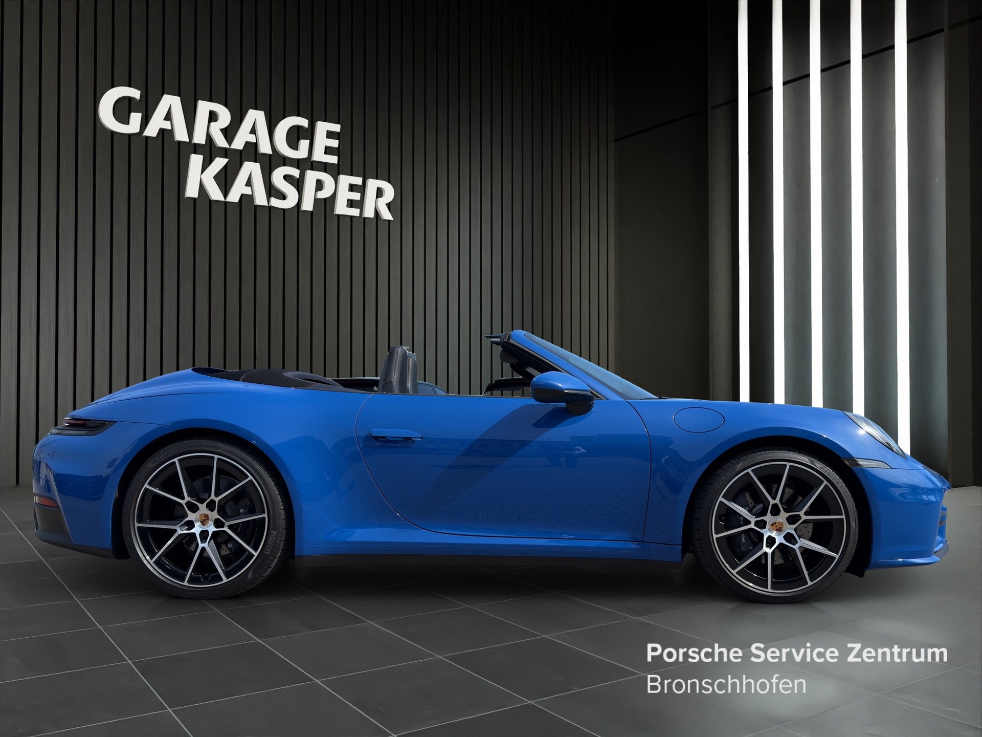 PORSCHE 911 Carrera Cabriolet-image-5