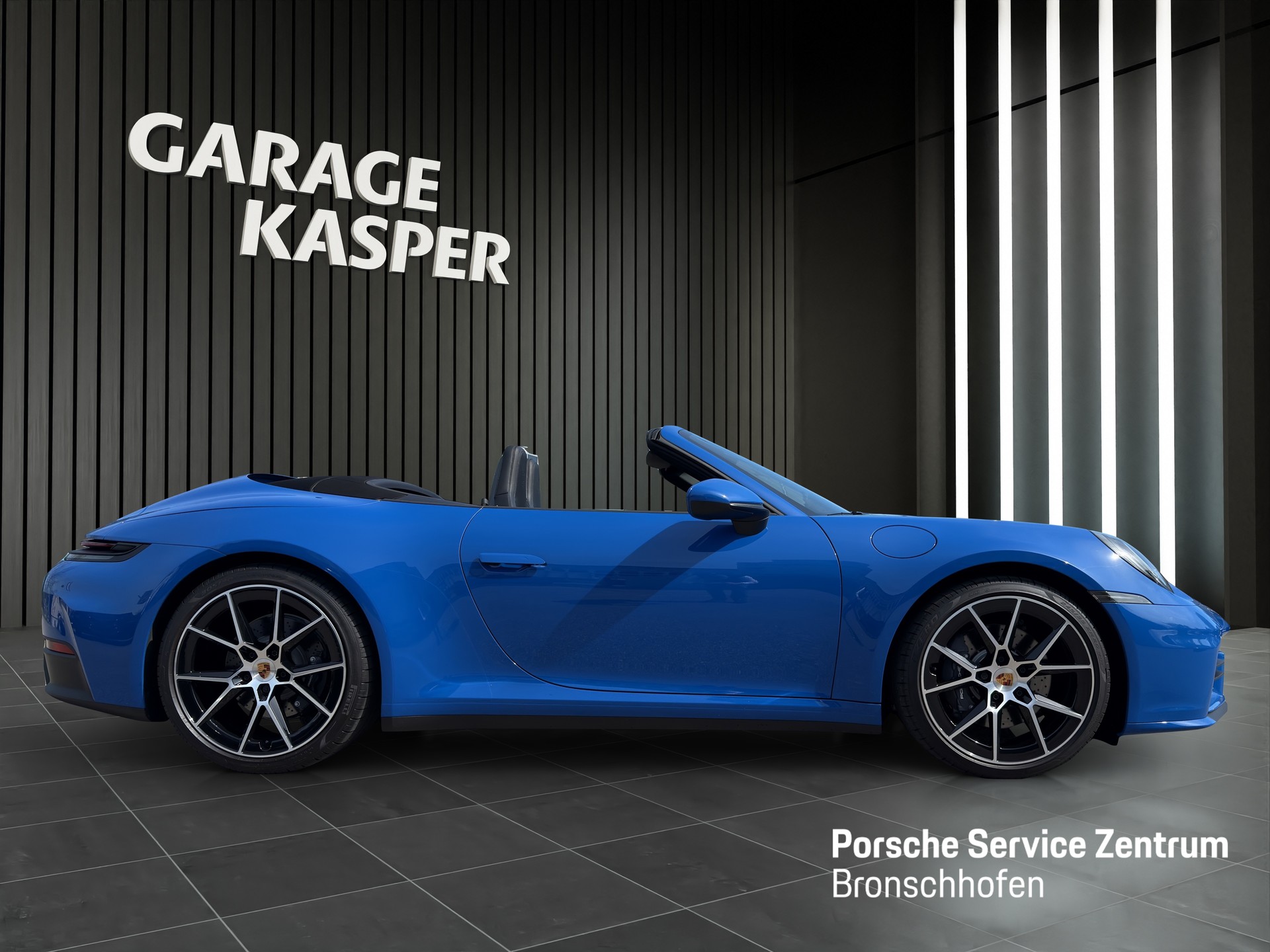 PORSCHE 911 Carrera Cabriolet-image-5