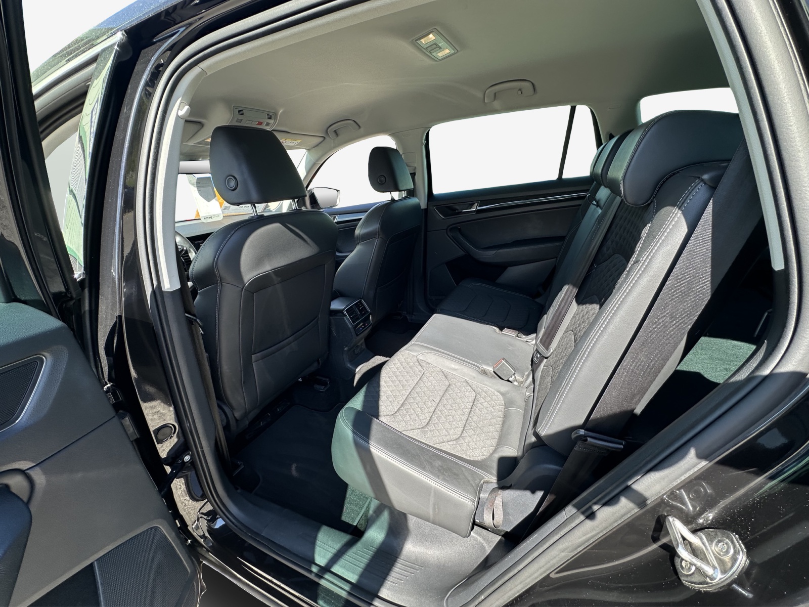 SKODA Kodiaq 2.0 TDI SCR Style 4x4 DSG-image-11