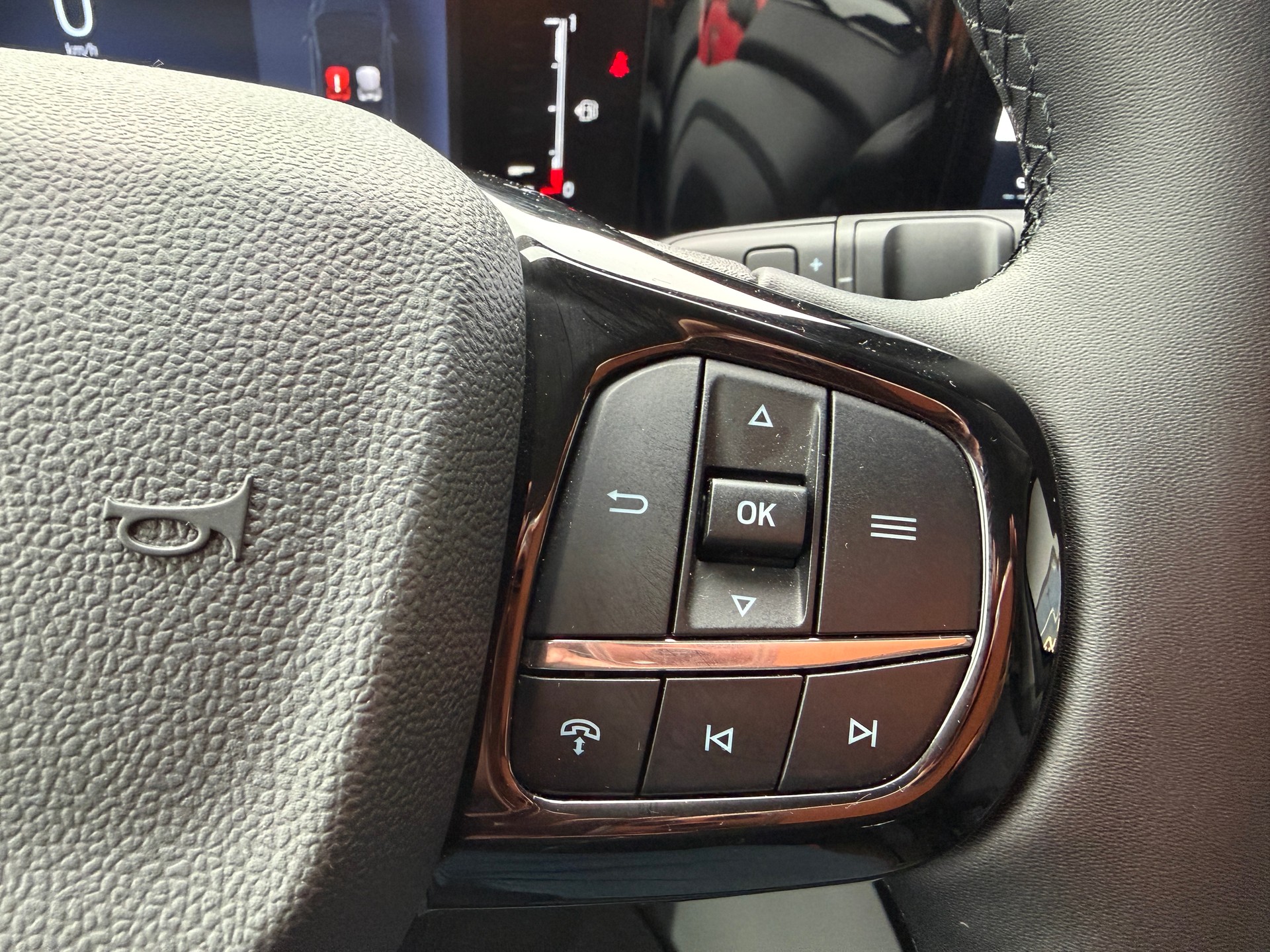 FORD Ford New Nugget Titanium L1 2.0 tdi 170 PS AT8 WESTFALIA-image-25