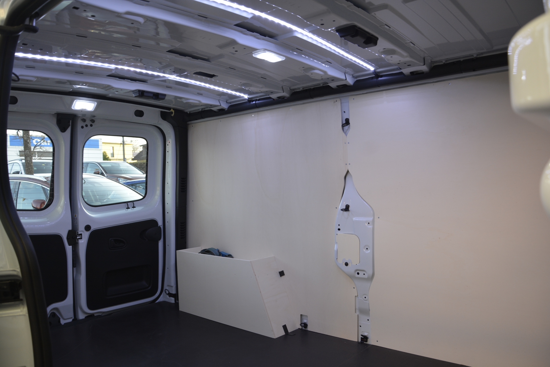 RENAULT Trafic Kastenwagen Advance KW L2H1 2.0 Blue dCi 130 E Ntzl.-image-6