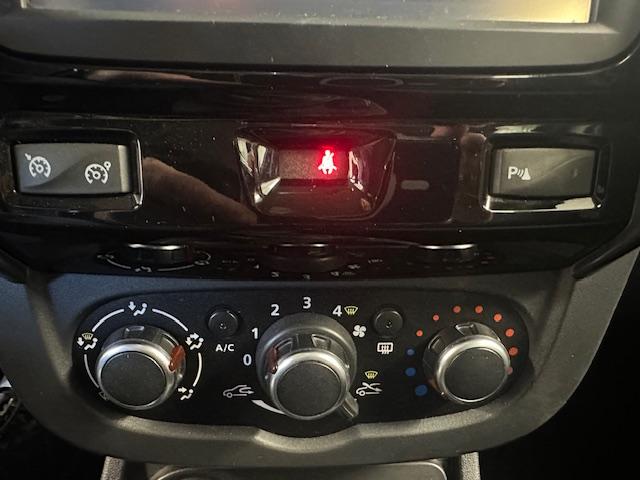 DACIA Duster 1.5 dCi FmF Strongm.R 4x4 S/S-image-9