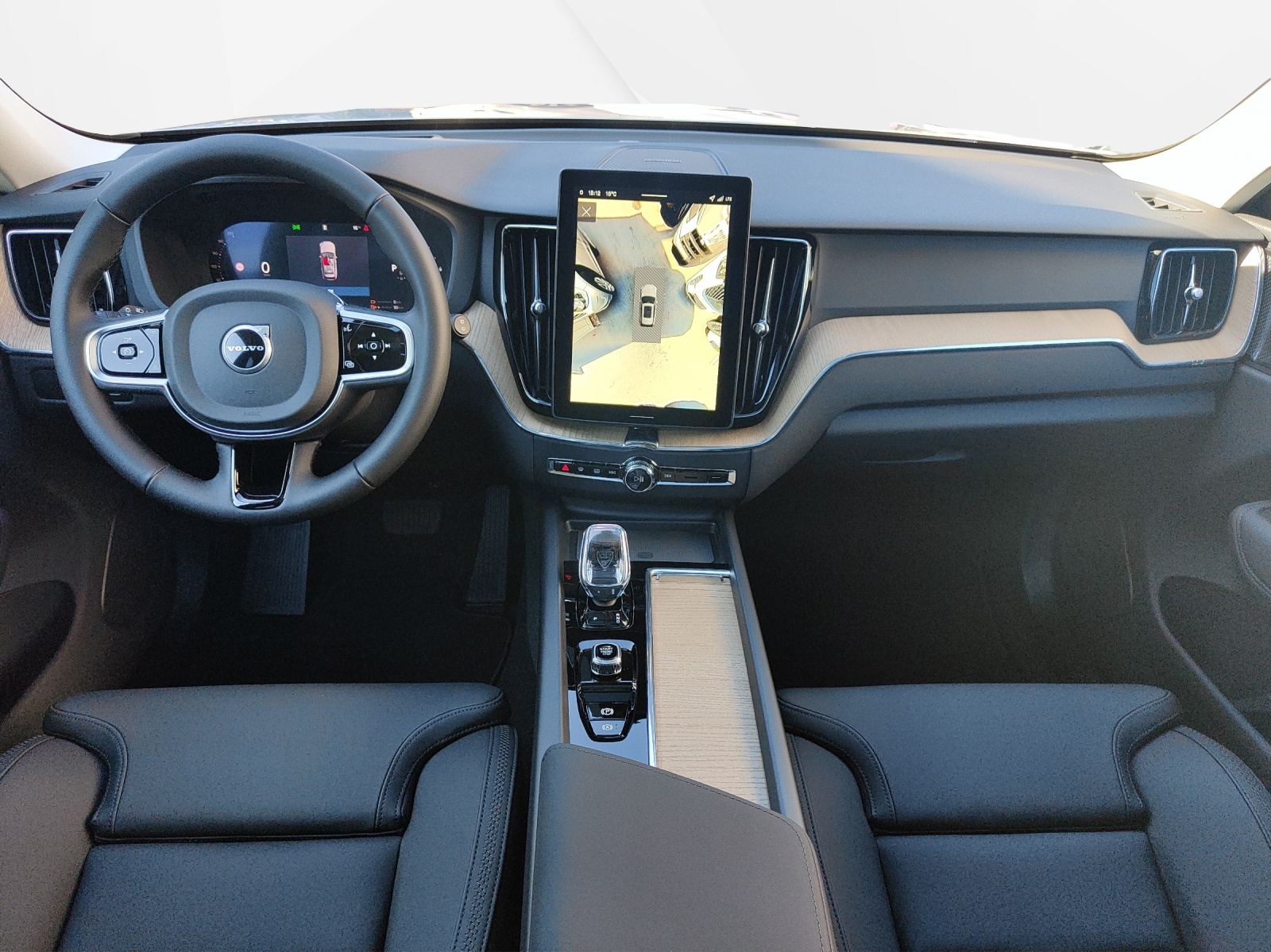 VOLVO XC60 2.0 T6 TE Plus Dark eAWD-image-5