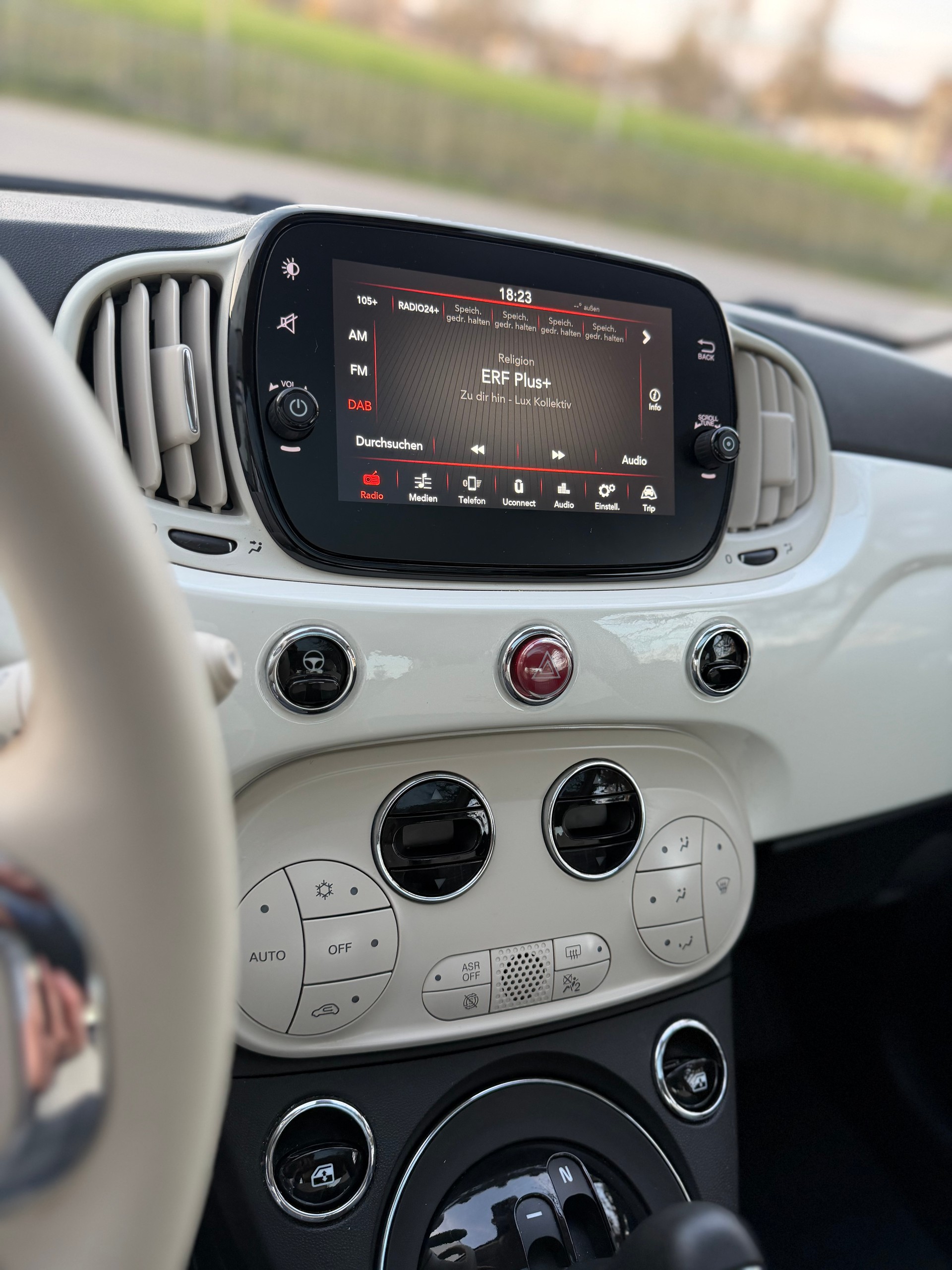 FIAT 500 1.2 Automatik / Frisch ab MFK / Vollständig Service gepflegt / 36 Monate Garantie exkl. / Panorama/ Tempomat / Klima-image-13